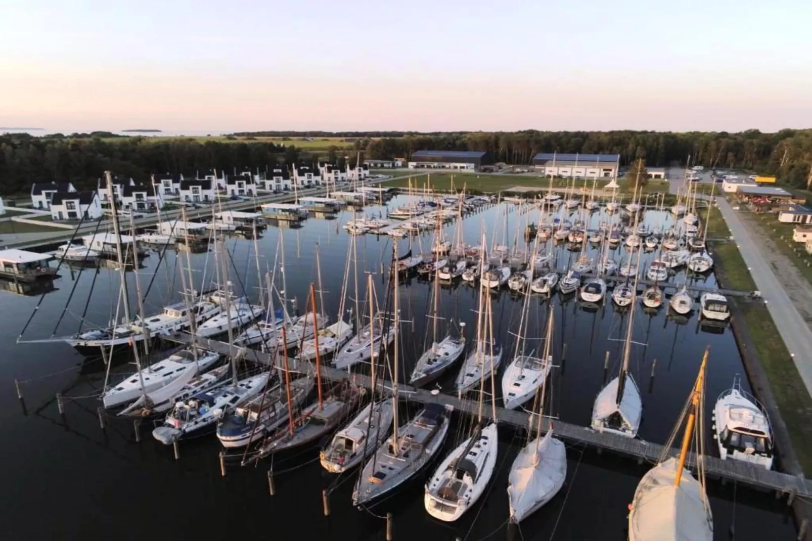 Am Yachthafen 16 Adelsberger - Gebieden zomer 1km