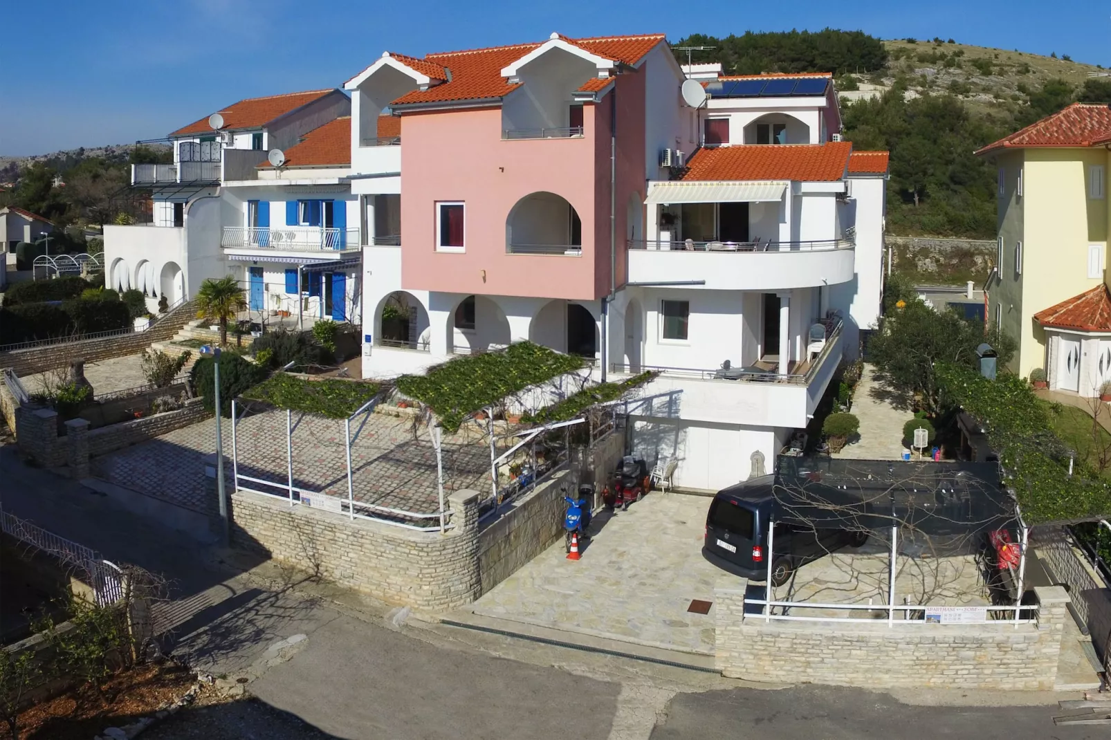 Apartments & Rooms Villa Petra - Double Room (S7) - Buitenlucht