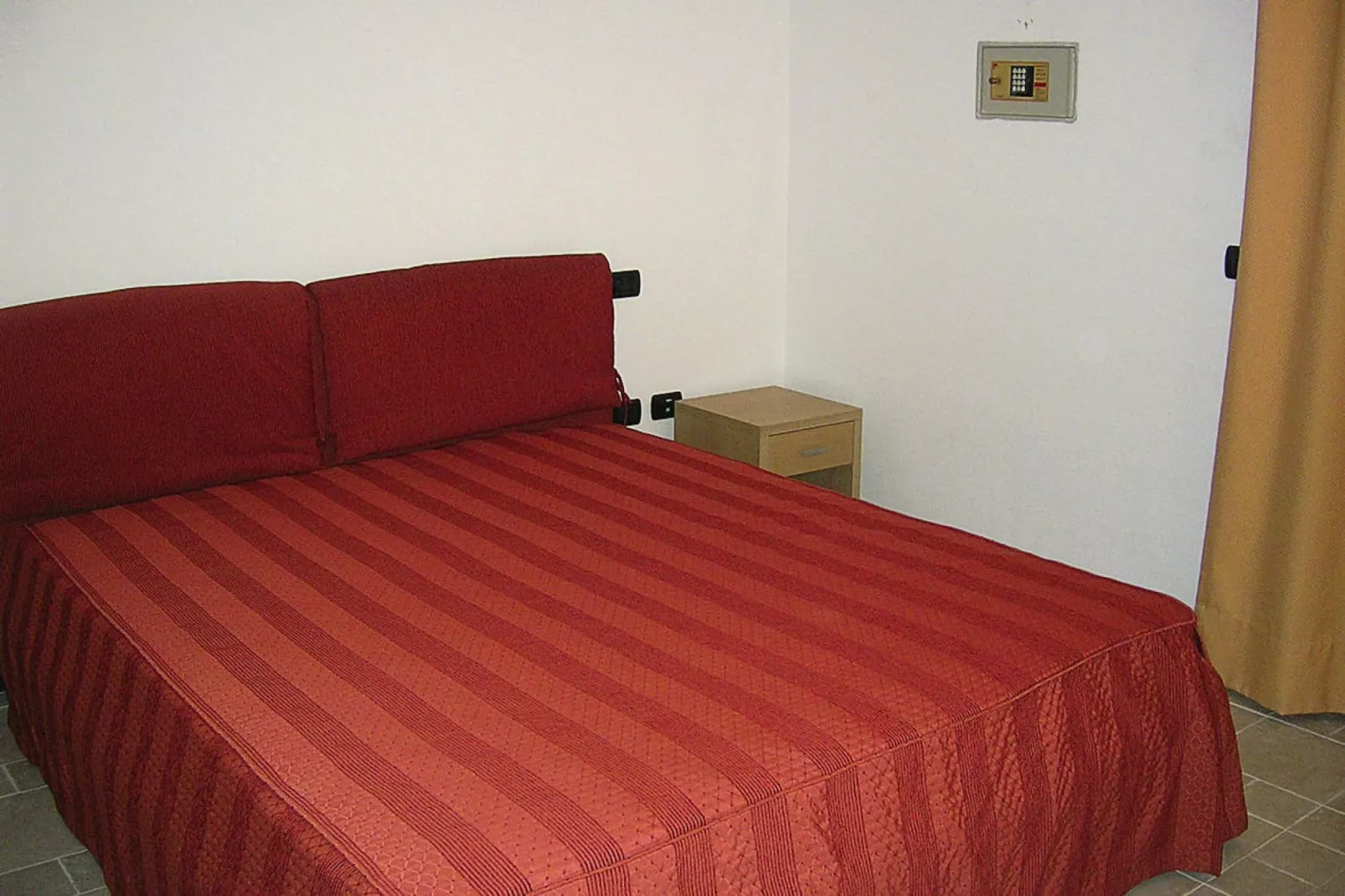 RESIDENCE VILLA BEUCA COGOLETO - TWO-ROOM APARTMENT 3 PAX B3 - Slaapkamer