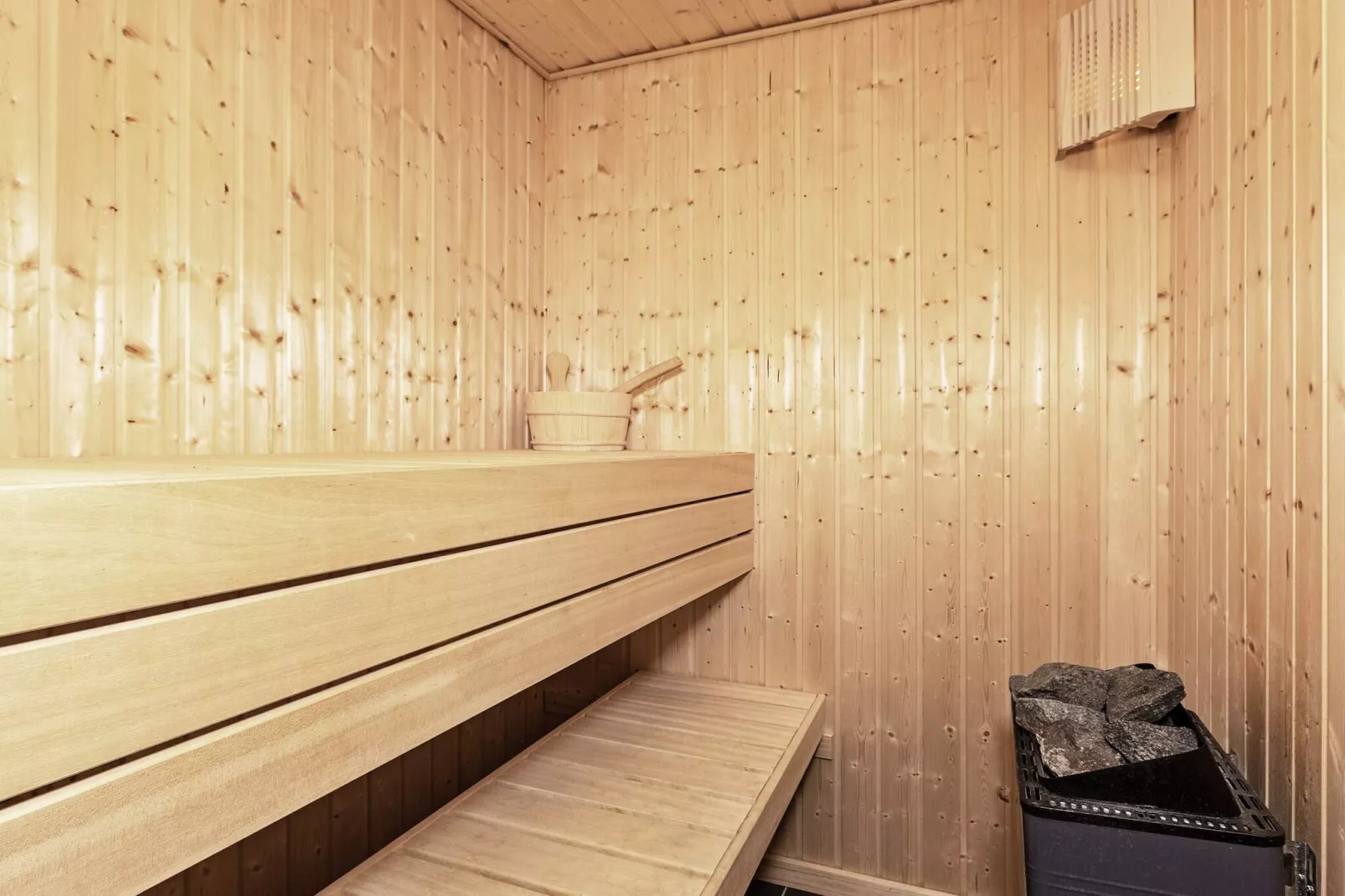 10 persoons vakantie huis in Løkken - Sauna