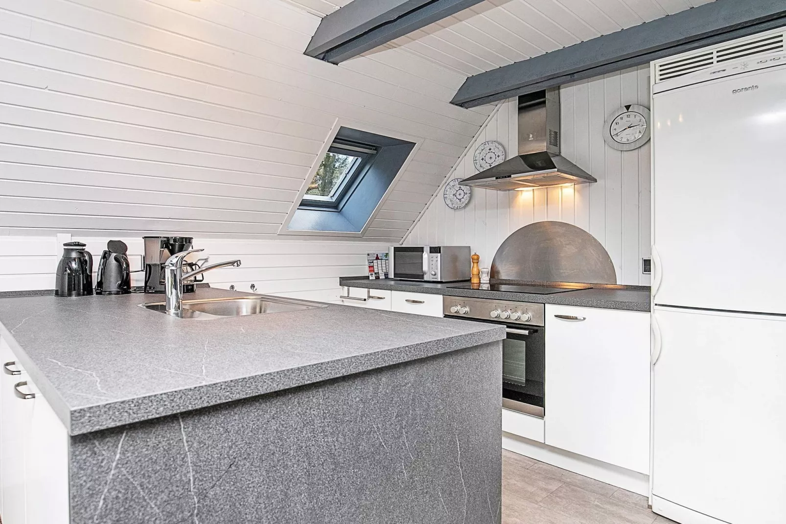 Vakantiehuis met 3 slaapkamers en moderne keuken - Binnen