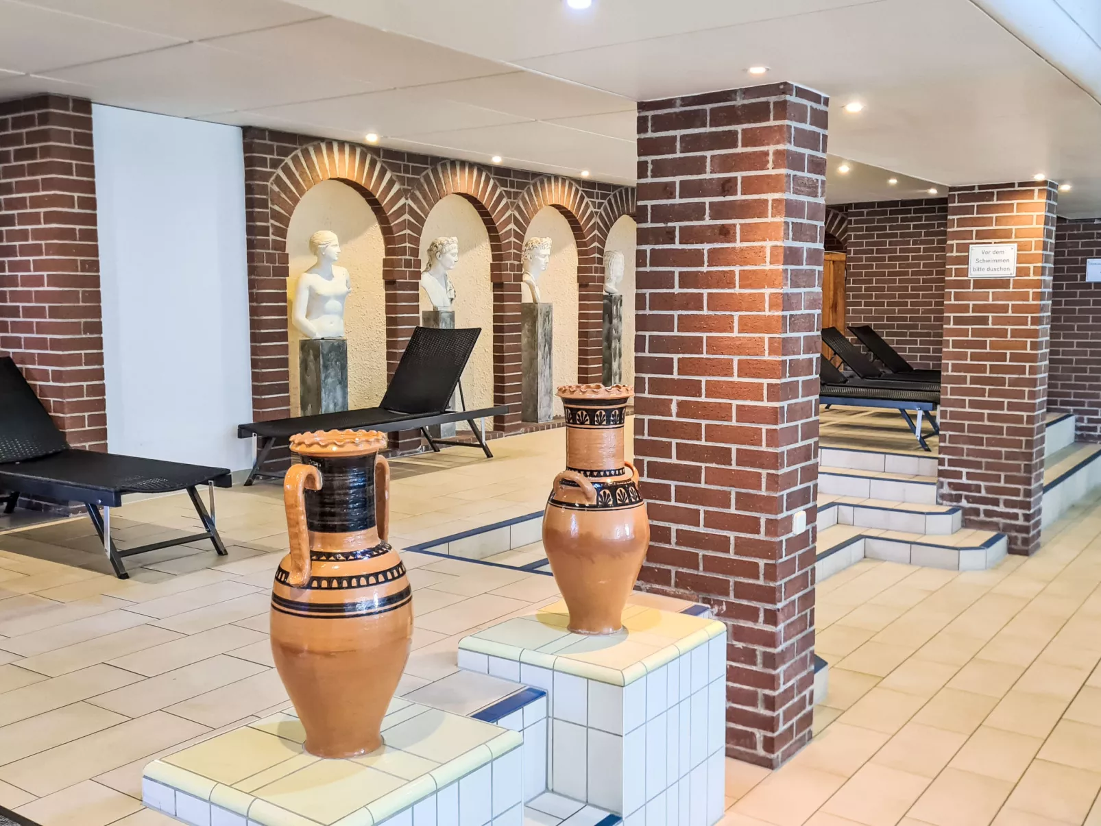 Lula inklusive Schwimmbad und Sauna - Buiten