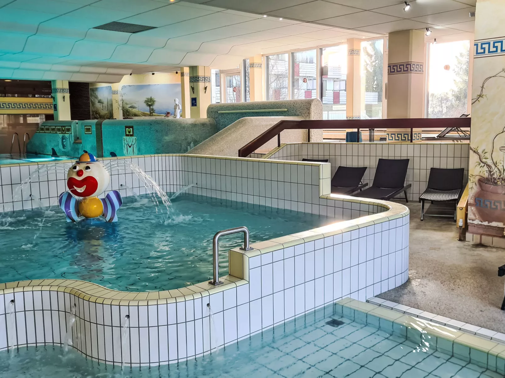 Urlaubsspaß inkl. Schwimmbad und Sauna - Buiten