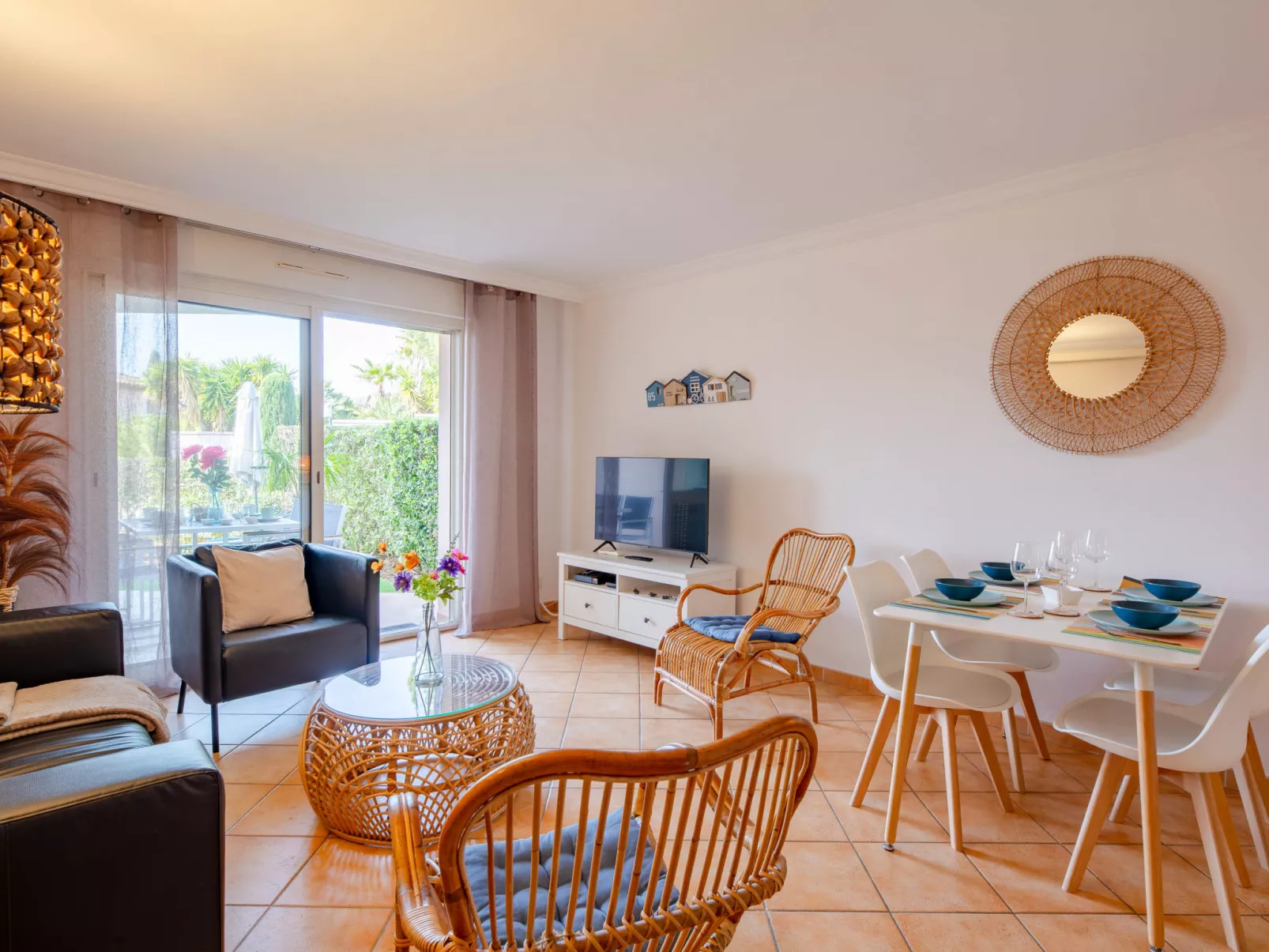 Les Pins Bleus - Binnen