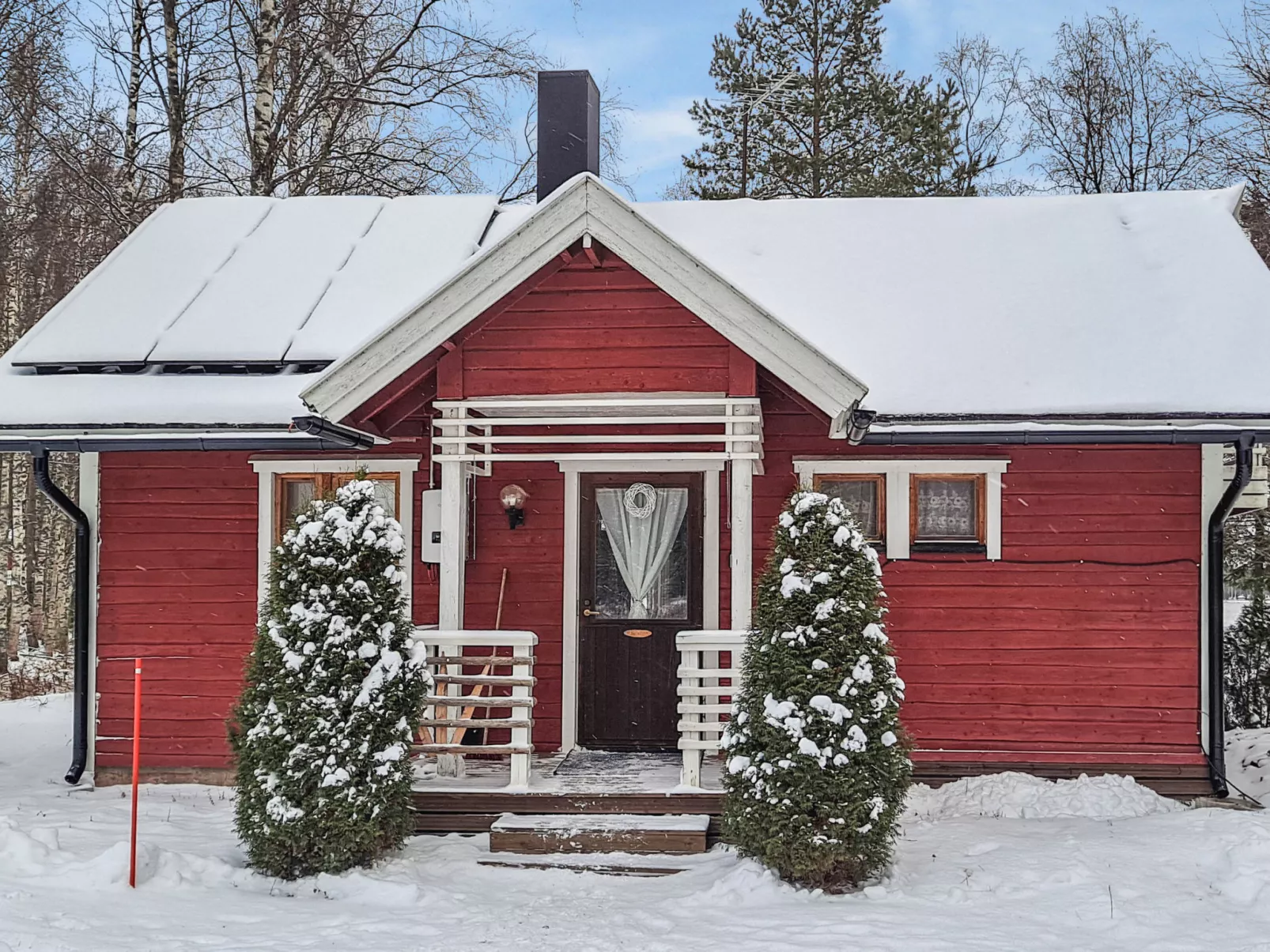 Ruokovirran mökki - Binnen