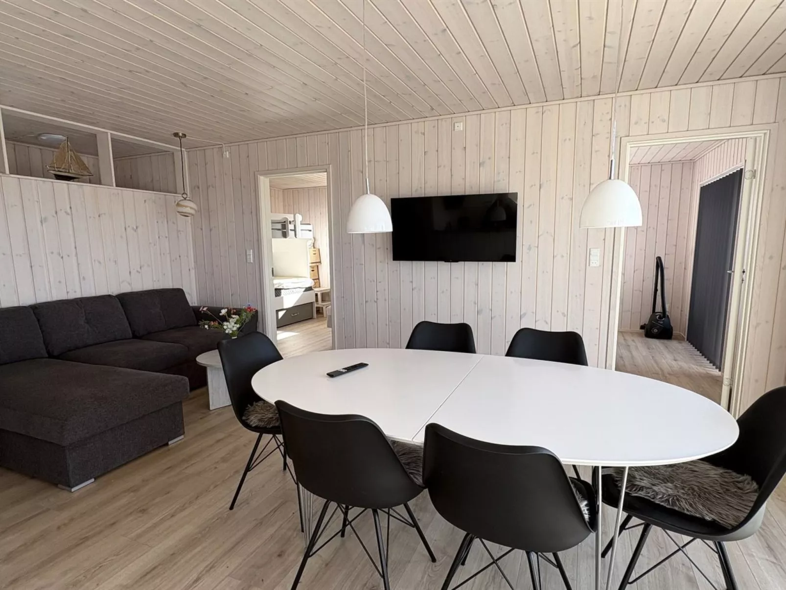 "Eleni" - 3m from the sea