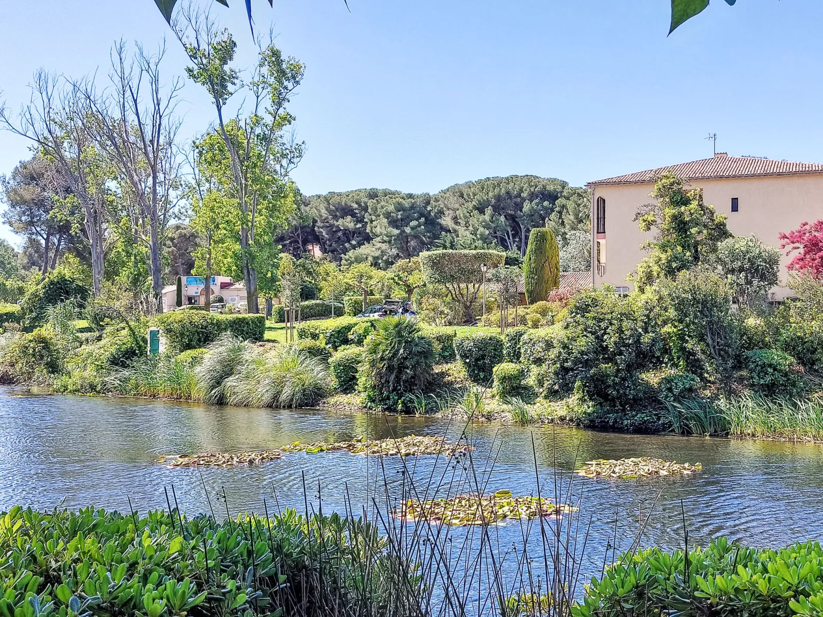 Le Luberon Loisirs - Buiten