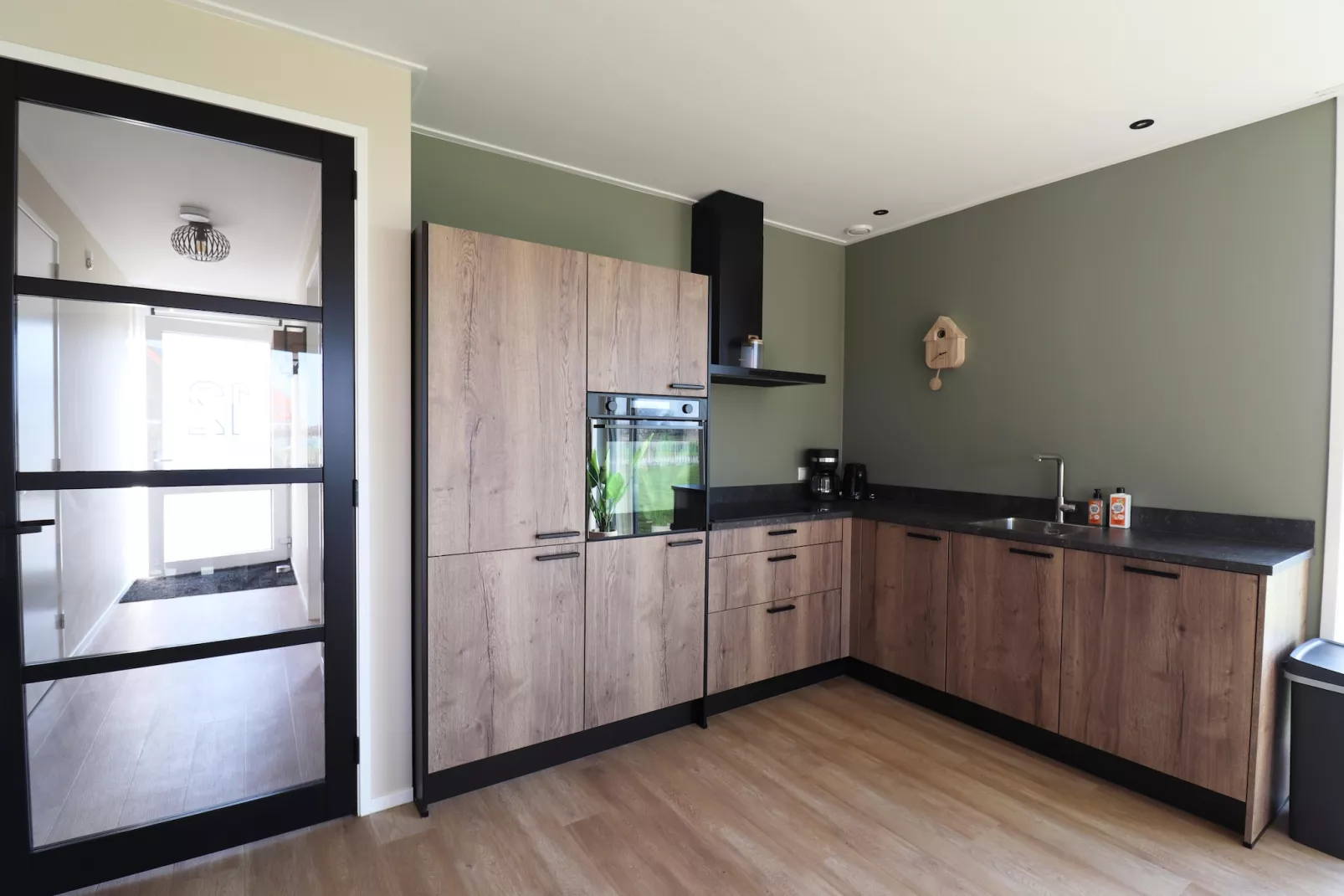 Moderne villa op het Friese platteland