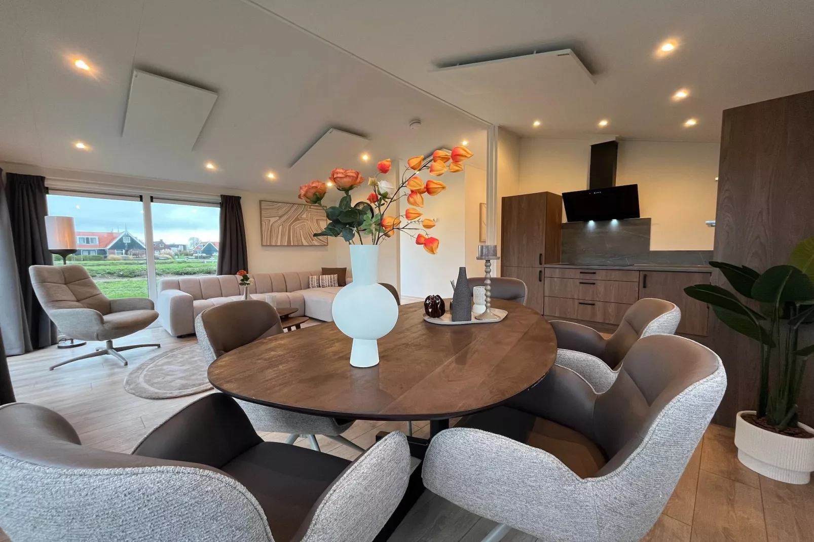 Waaghuys  6 personen - Eetkamer