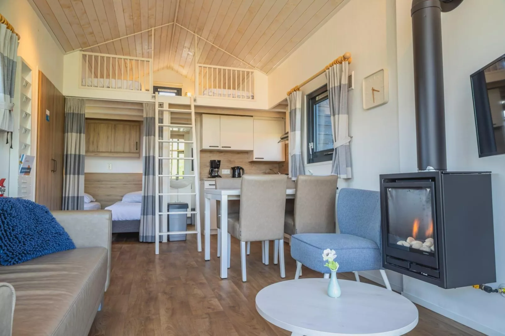 Tiny Lodge  4 personen