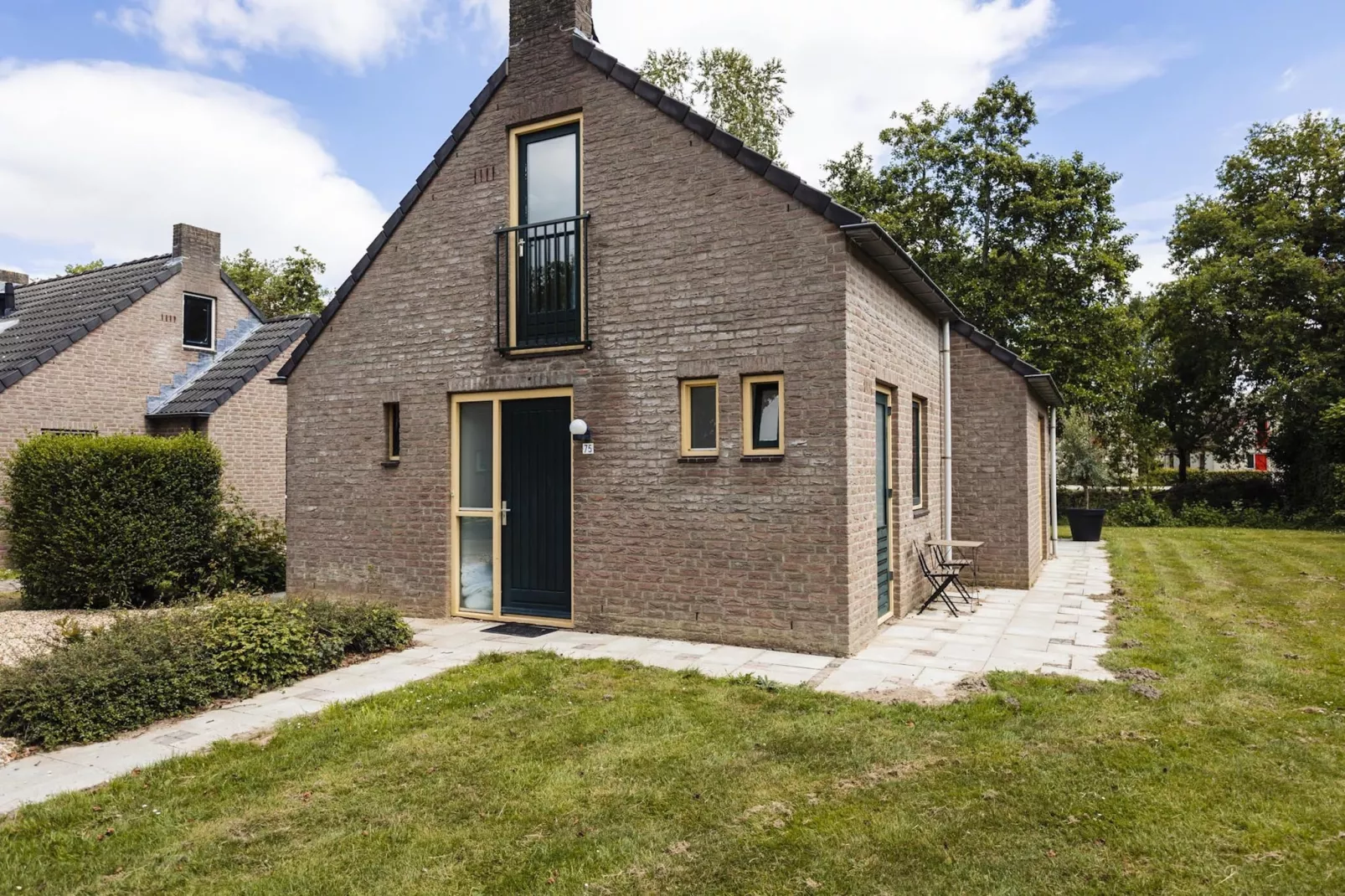 Vakantiepark 't Broeckhuys 7 - Buitenkant zomer