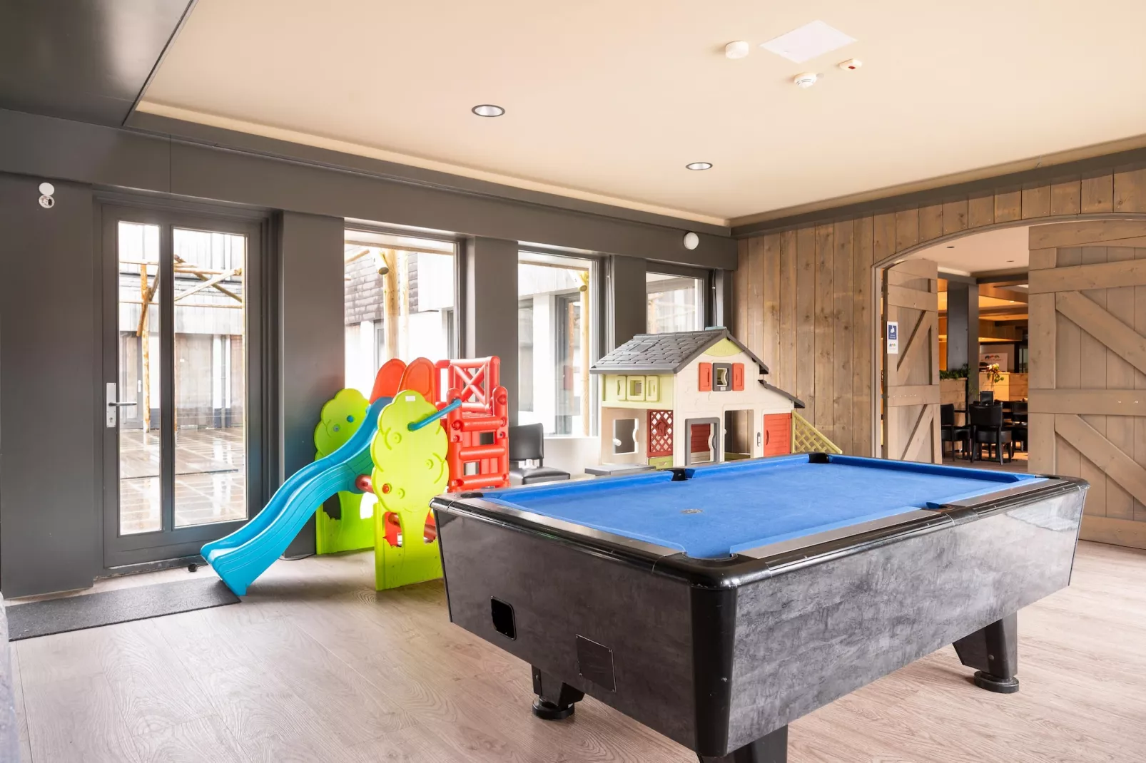 Comfort 4p Schlafzimmer - Basic - Faciliteiten