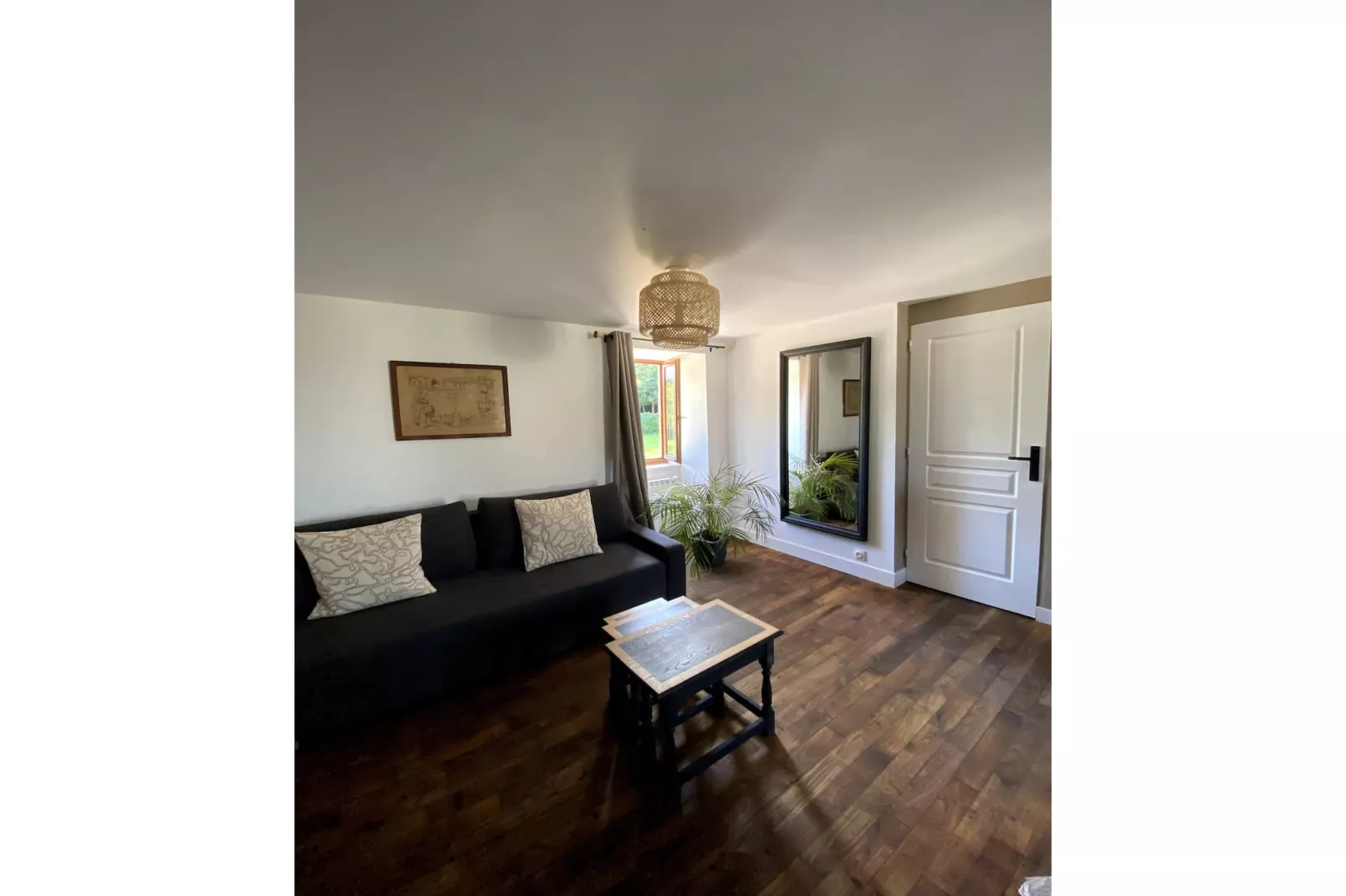 L'amann  Chambre d'hôte et Jacuzzi - Woonkamer