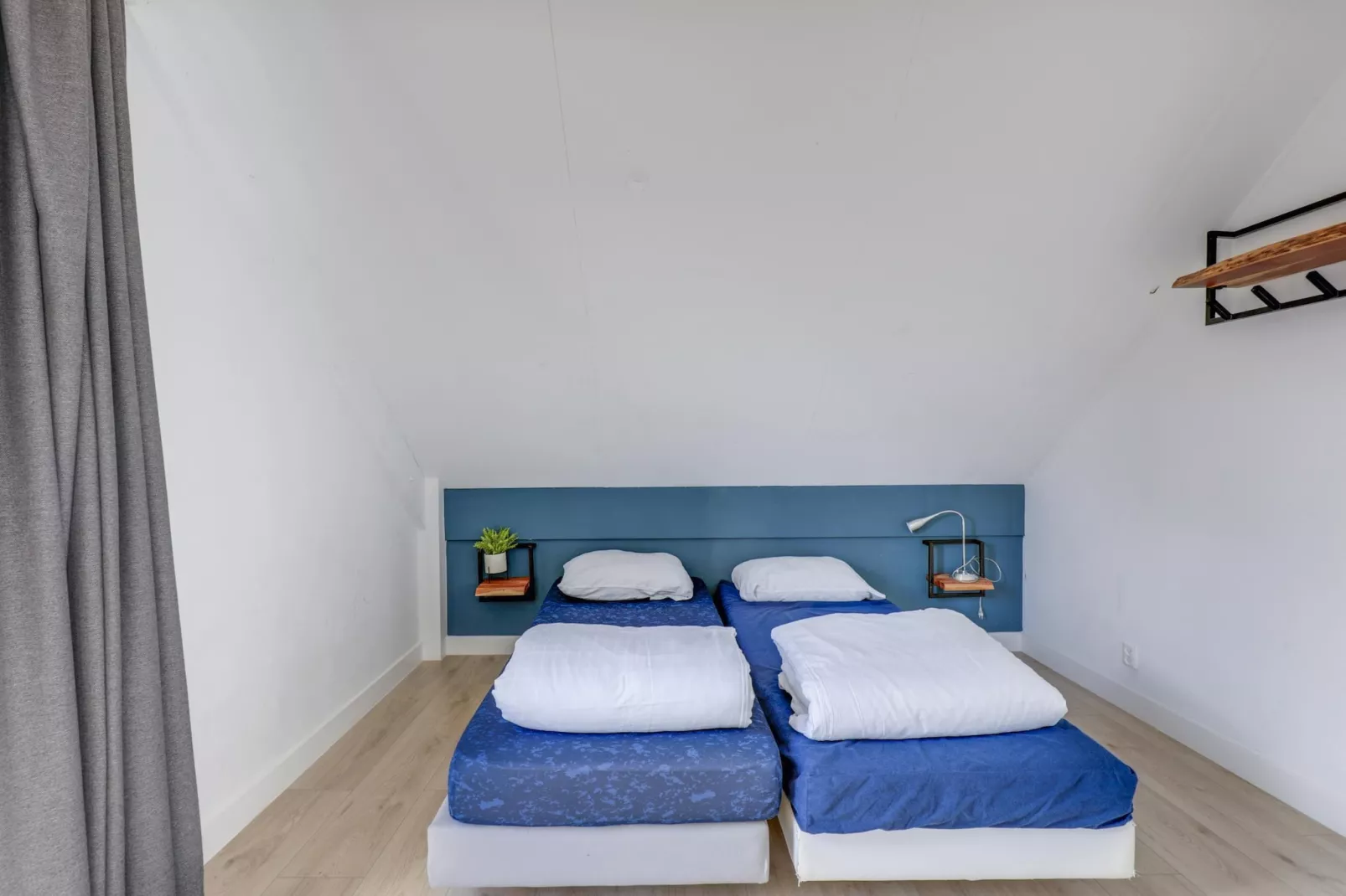 6 - Persons De Zingende Wilg (copy) (copy) - Slaapkamer