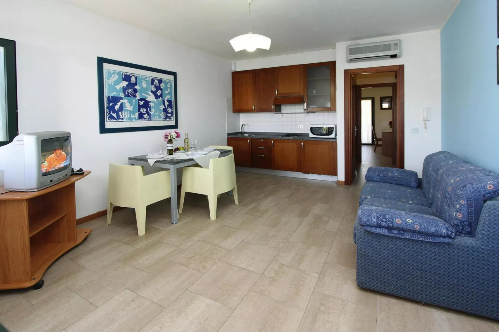 Residence Eurobeach Cavallino-2-Raum-app 40 qm 5 Pers Family - Woonkamer