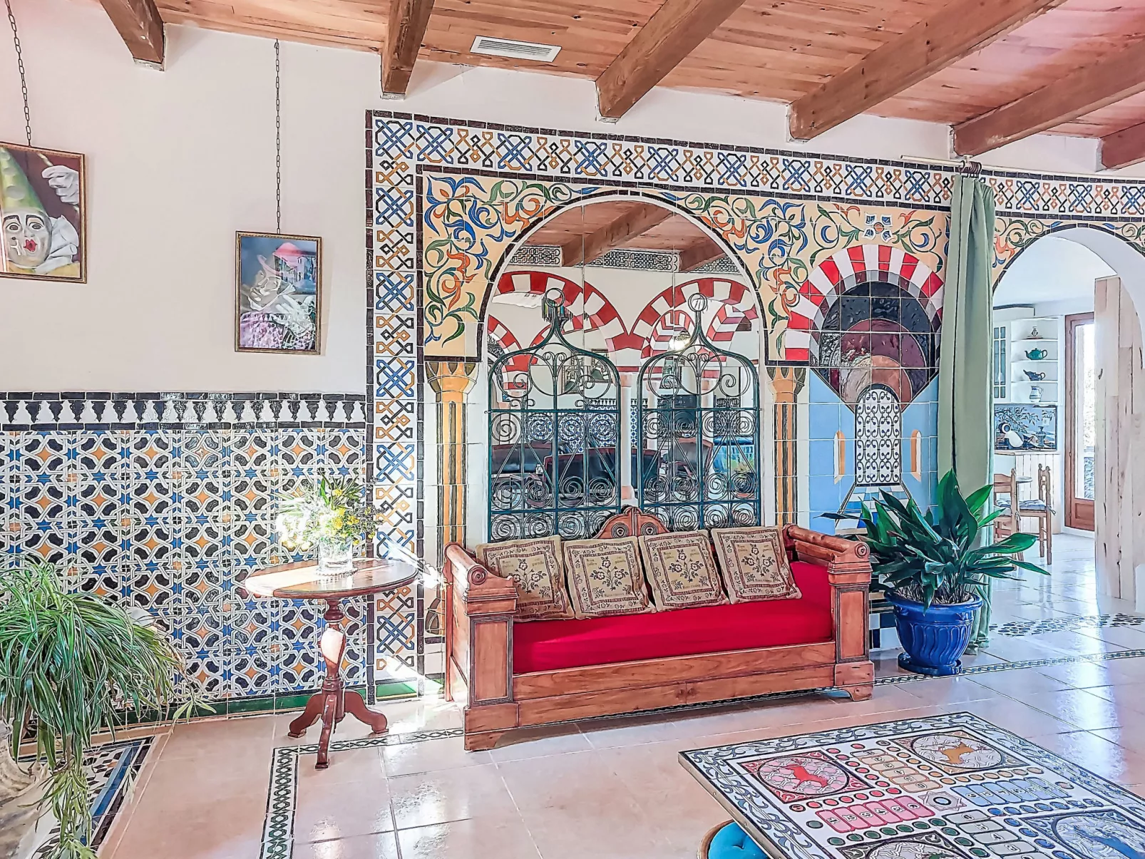 Les Ecuries - Binnen