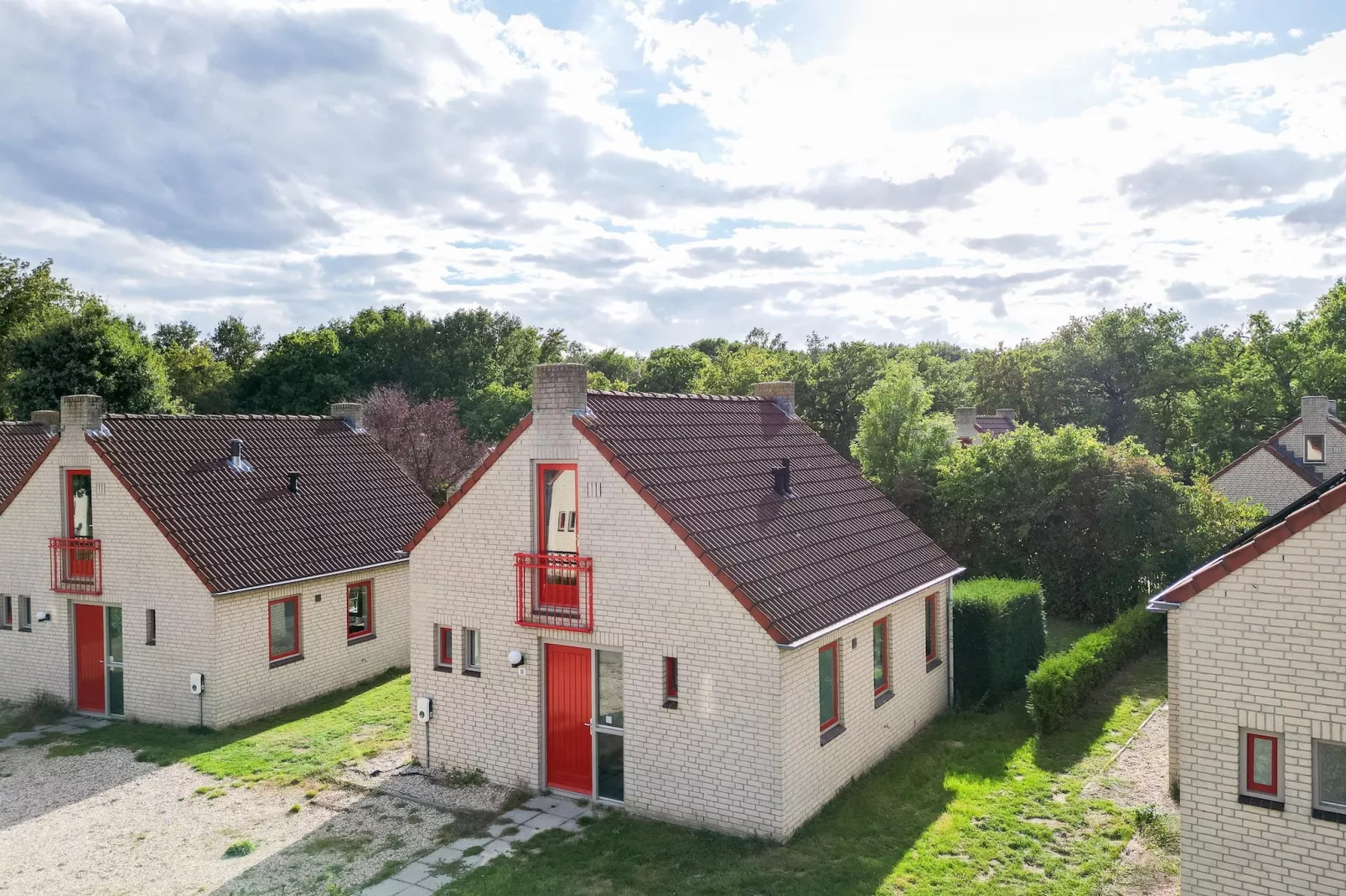 6 - Persons De Zingende Wilg (copy) (copy) (copy) - Buitenkant zomer