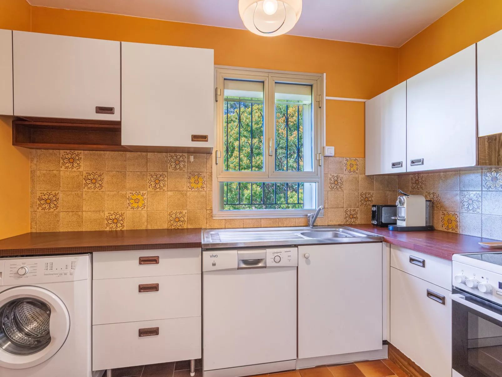 Des Moulins - Binnen