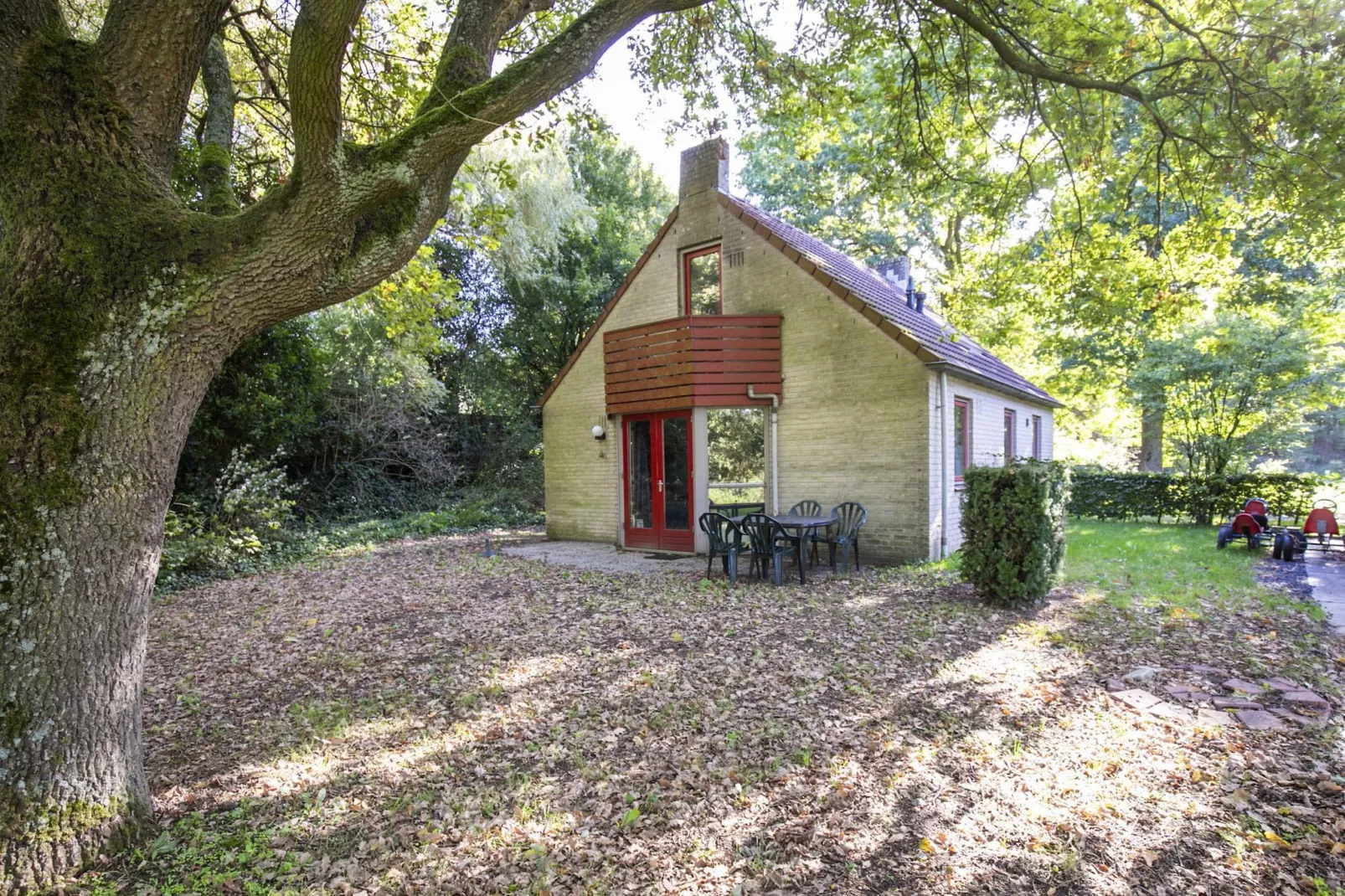 6 - Persons De Zingende Wilg (copy) (copy) - Buitenkant zomer