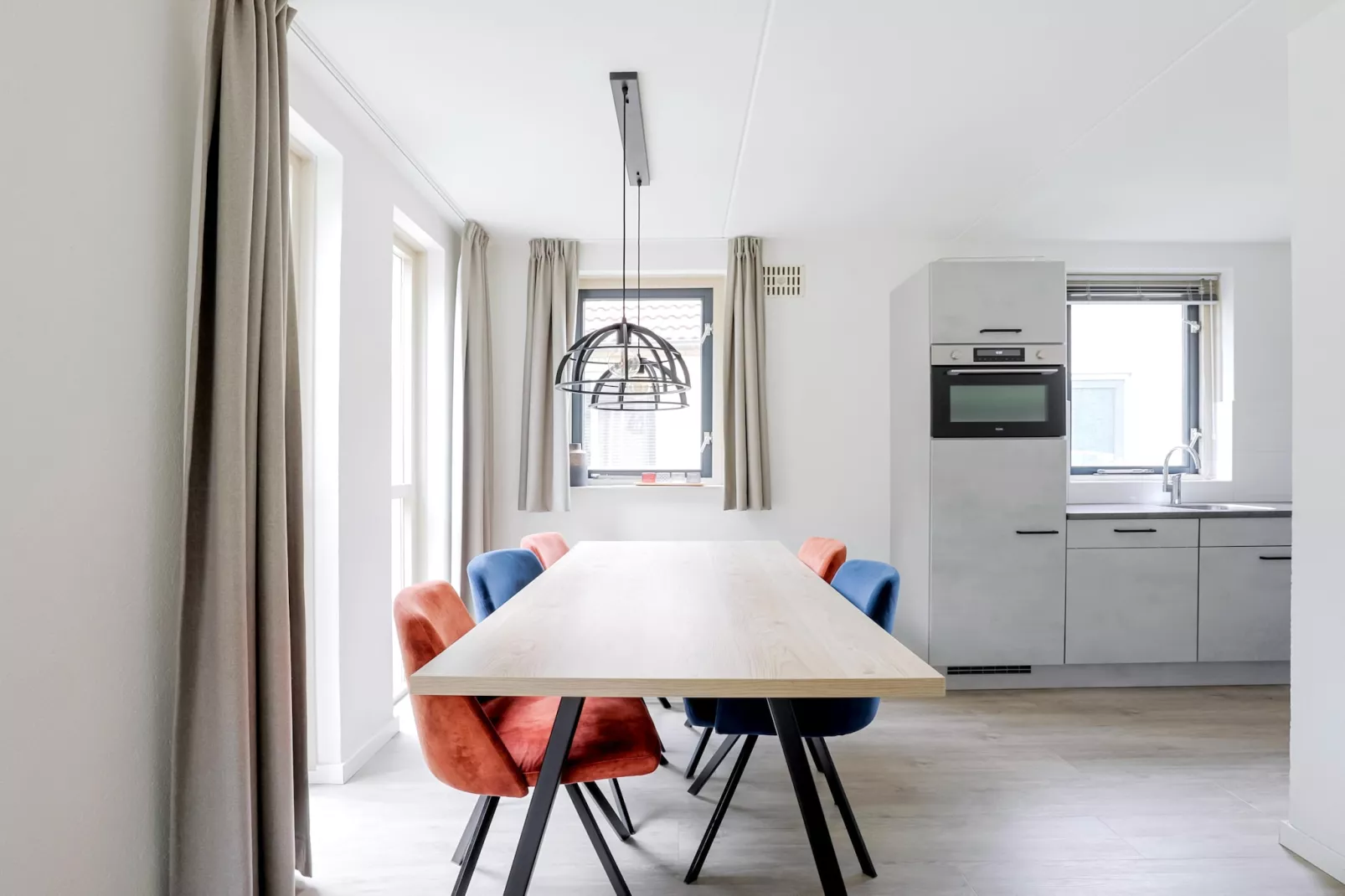 7 - Persoons Forest 217 Sauna Bungalow (copy) (copy) (copy) (copy) - Eetkamer