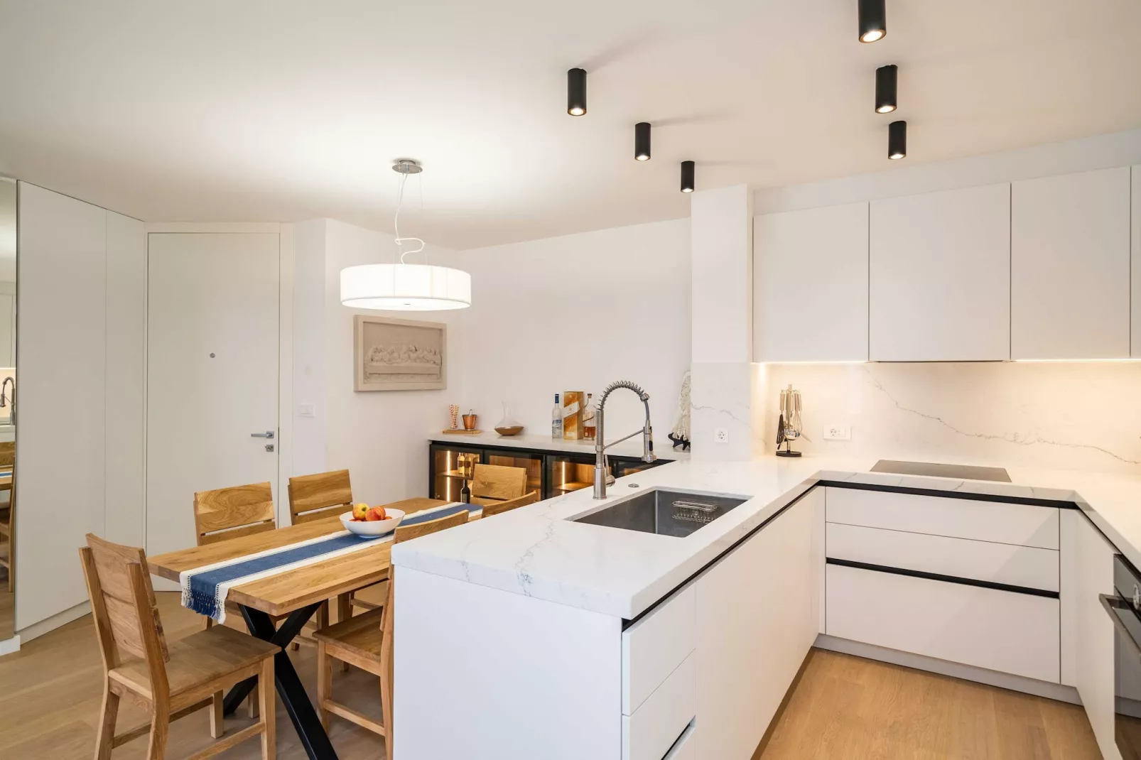 Apartment Villa Claudia - Three Bedroom Apartment with Balcony - Keuken