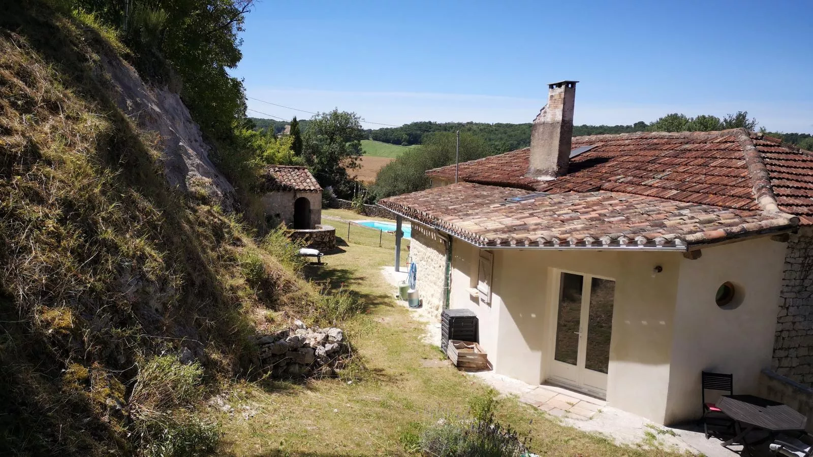 Gite la Bergerie - Buitenkant zomer