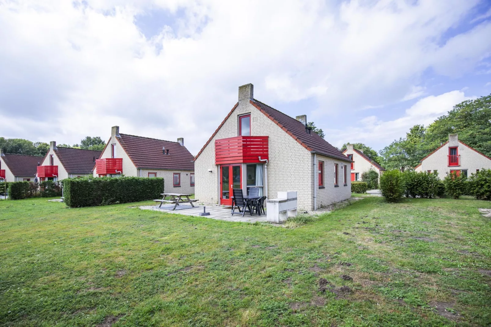 6 - Persons De Zingende Wilg (copy) (copy) - Buitenkant zomer