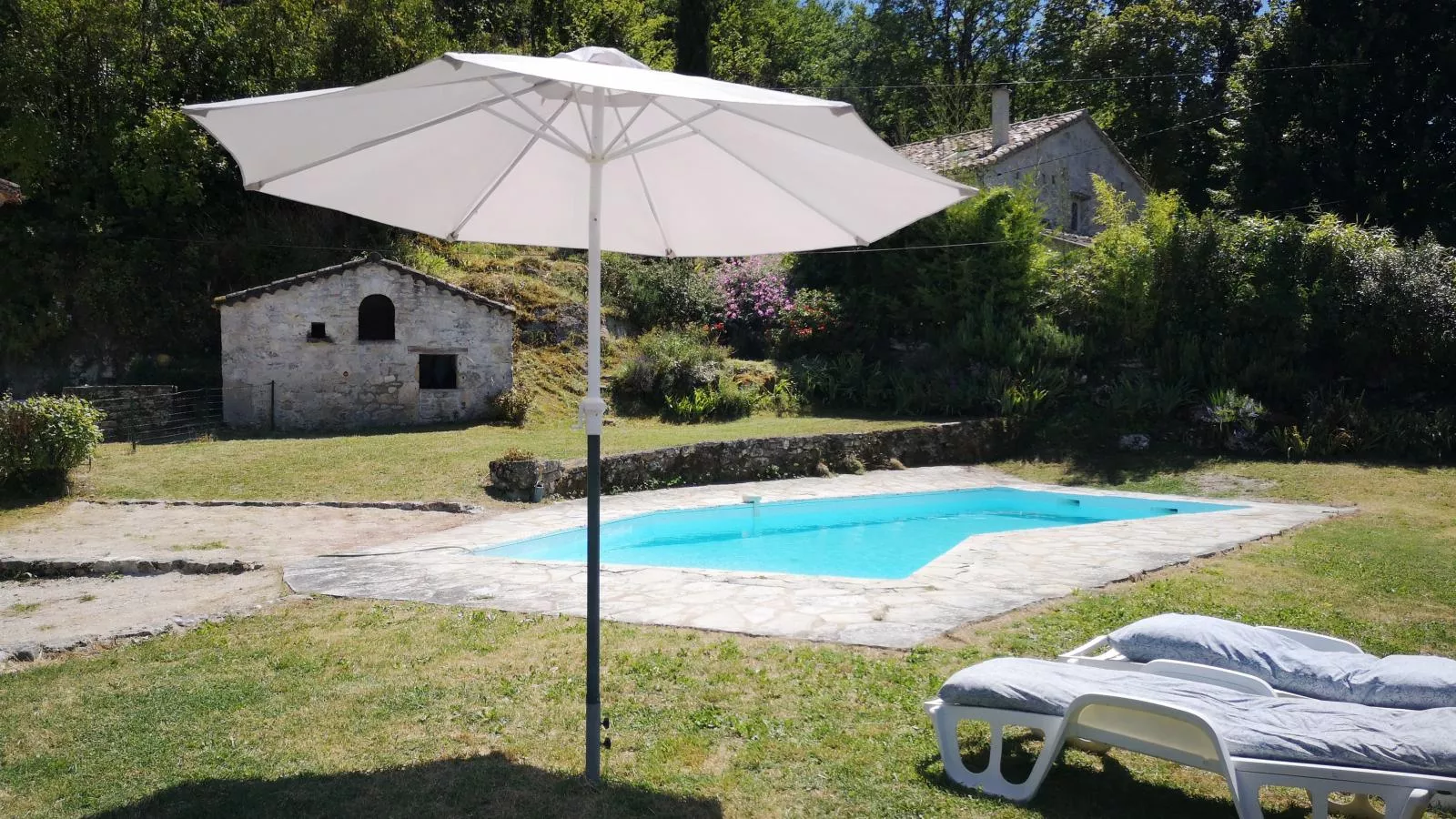 Gite la Bergerie - Zwembad