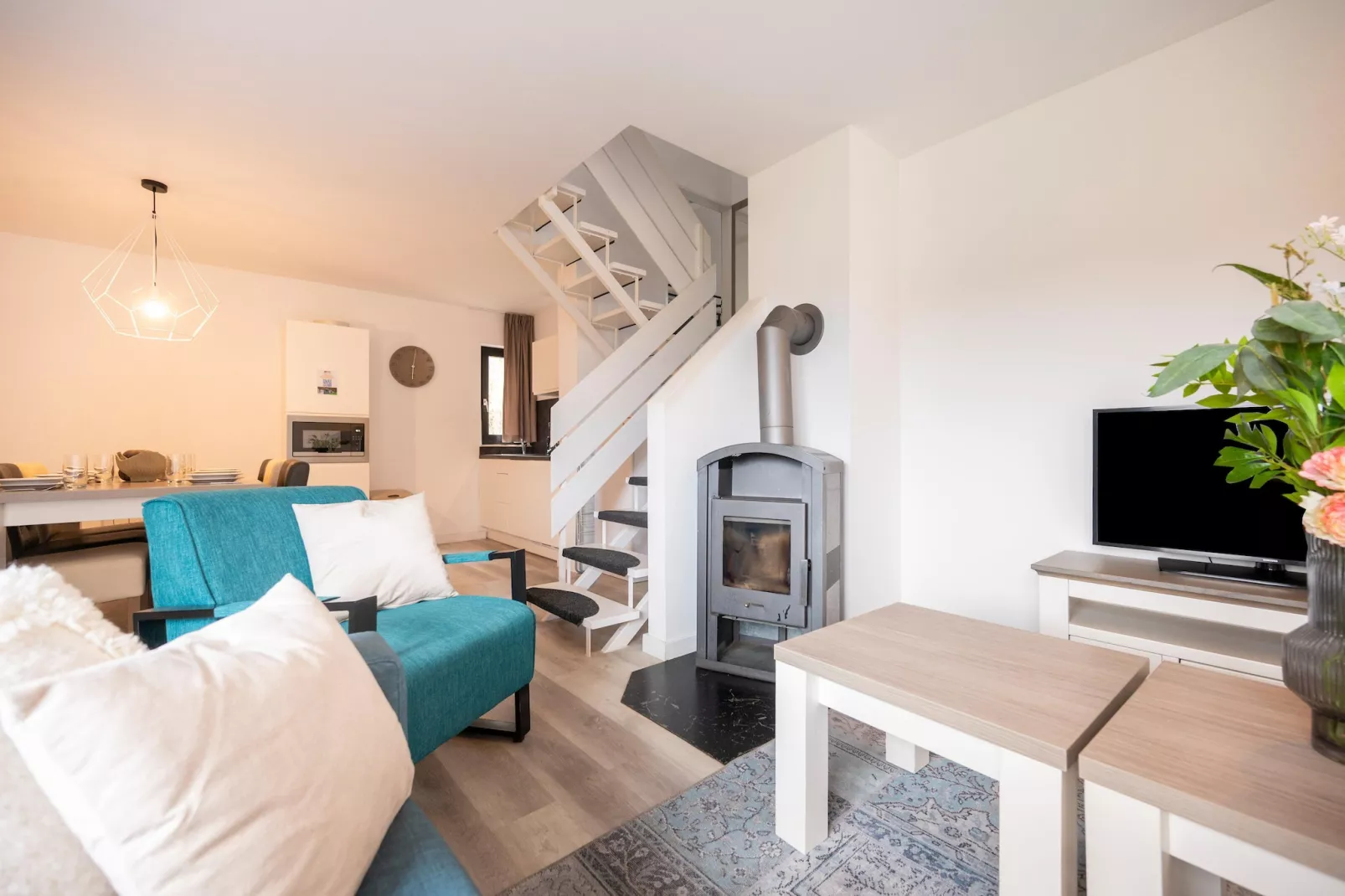 Comfort Eingang 6P - Basic - Woonkamer