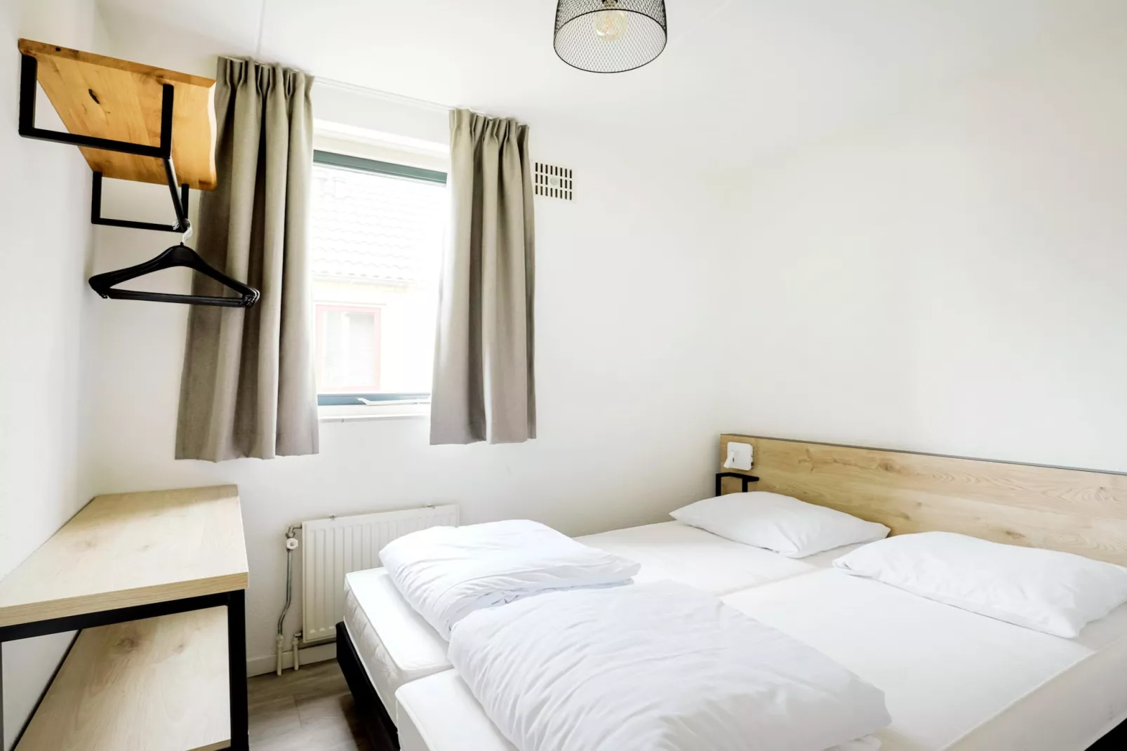 7 - Persoons Forest 217 Sauna Bungalow (copy) (copy) (copy) (copy) - Slaapkamer