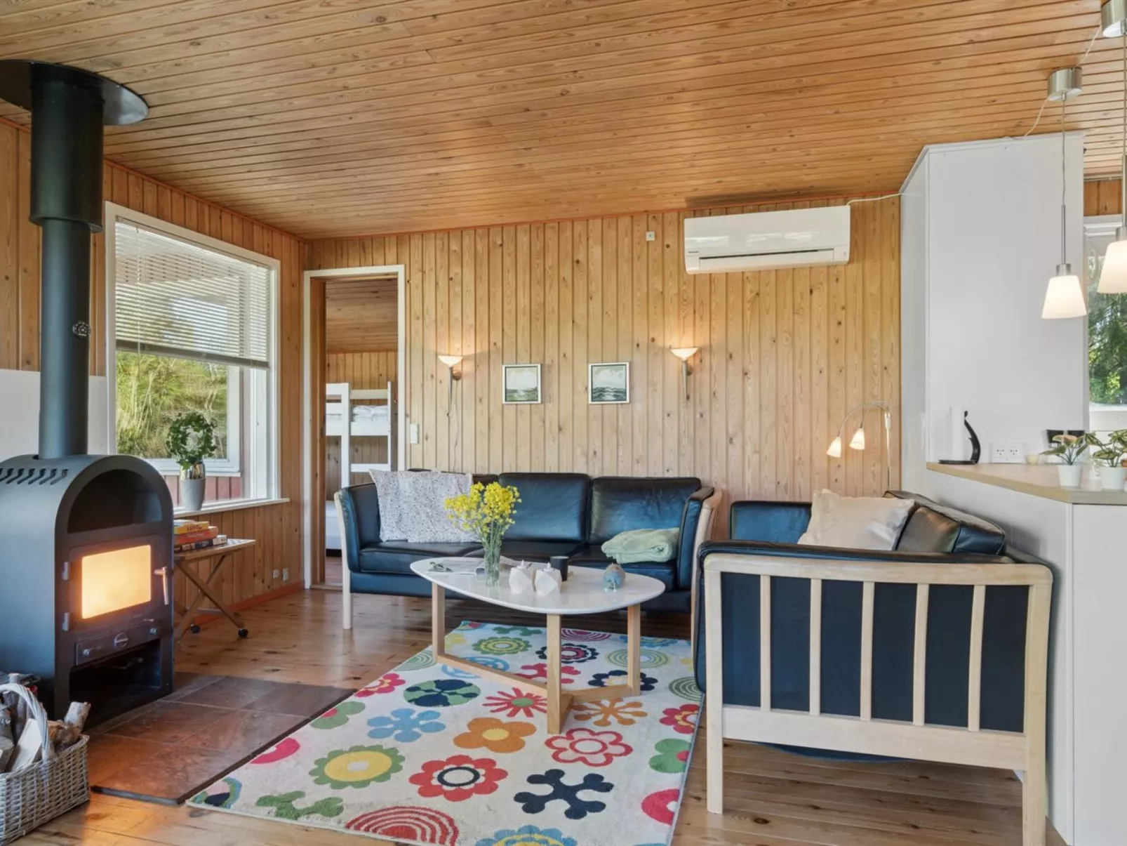 "Sigge" - 5km from the sea - Binnen