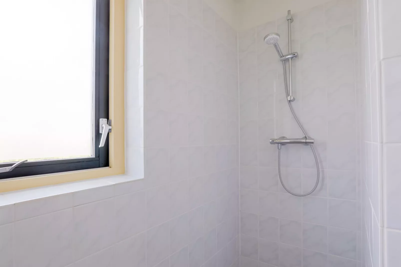 7 - Persoons Forest 217 Sauna Bungalow (copy) (copy) (copy) - Badkamer