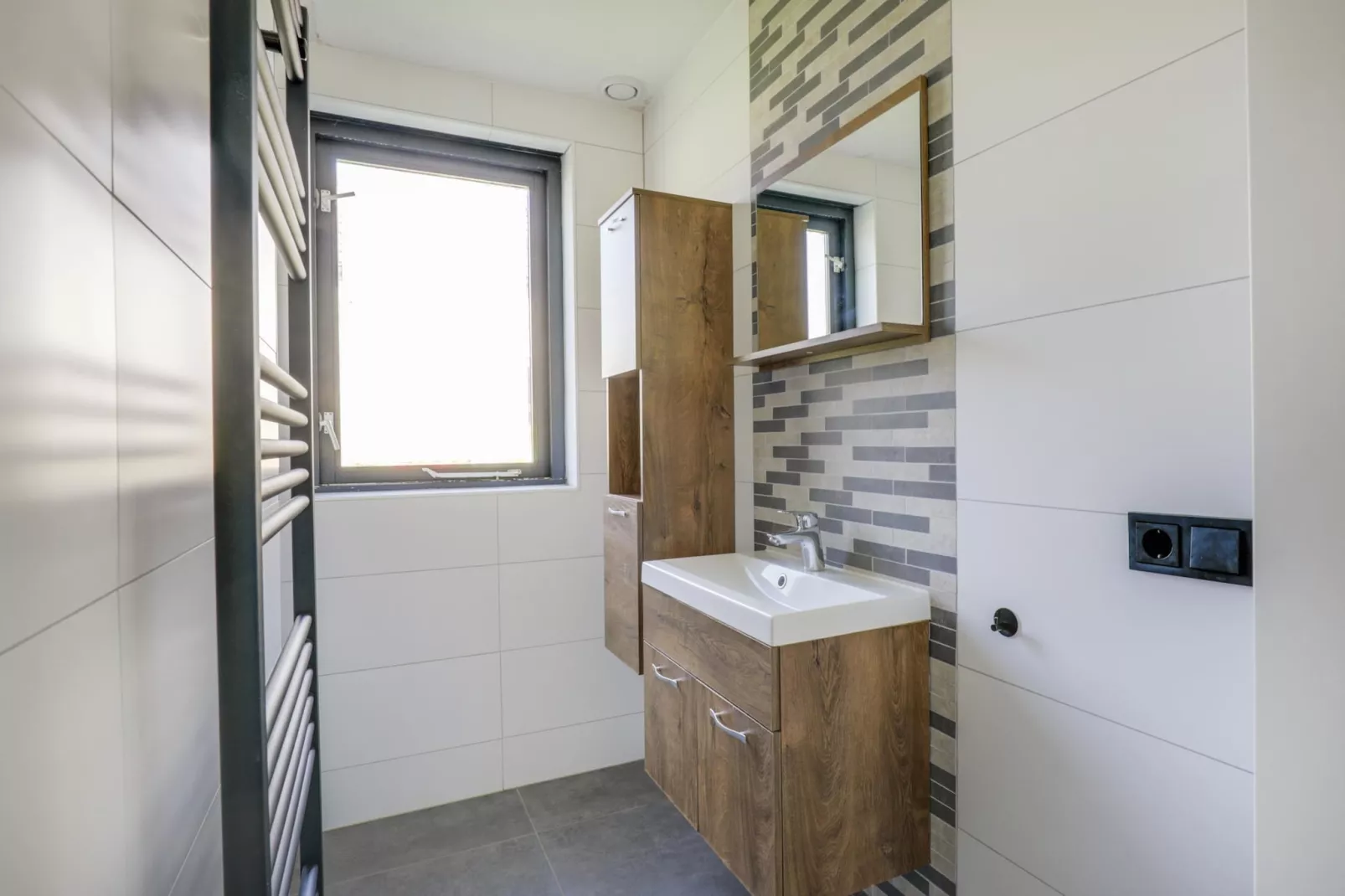 6 - Persons De Zingende Wilg (copy) (copy) - Badkamer