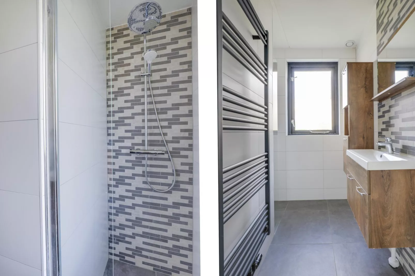 6 - Persons De Zingende Wilg (copy) (copy) - Badkamer