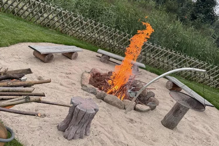 Apartament RYBACKI Ustronie Morskie - Tuinen zomer