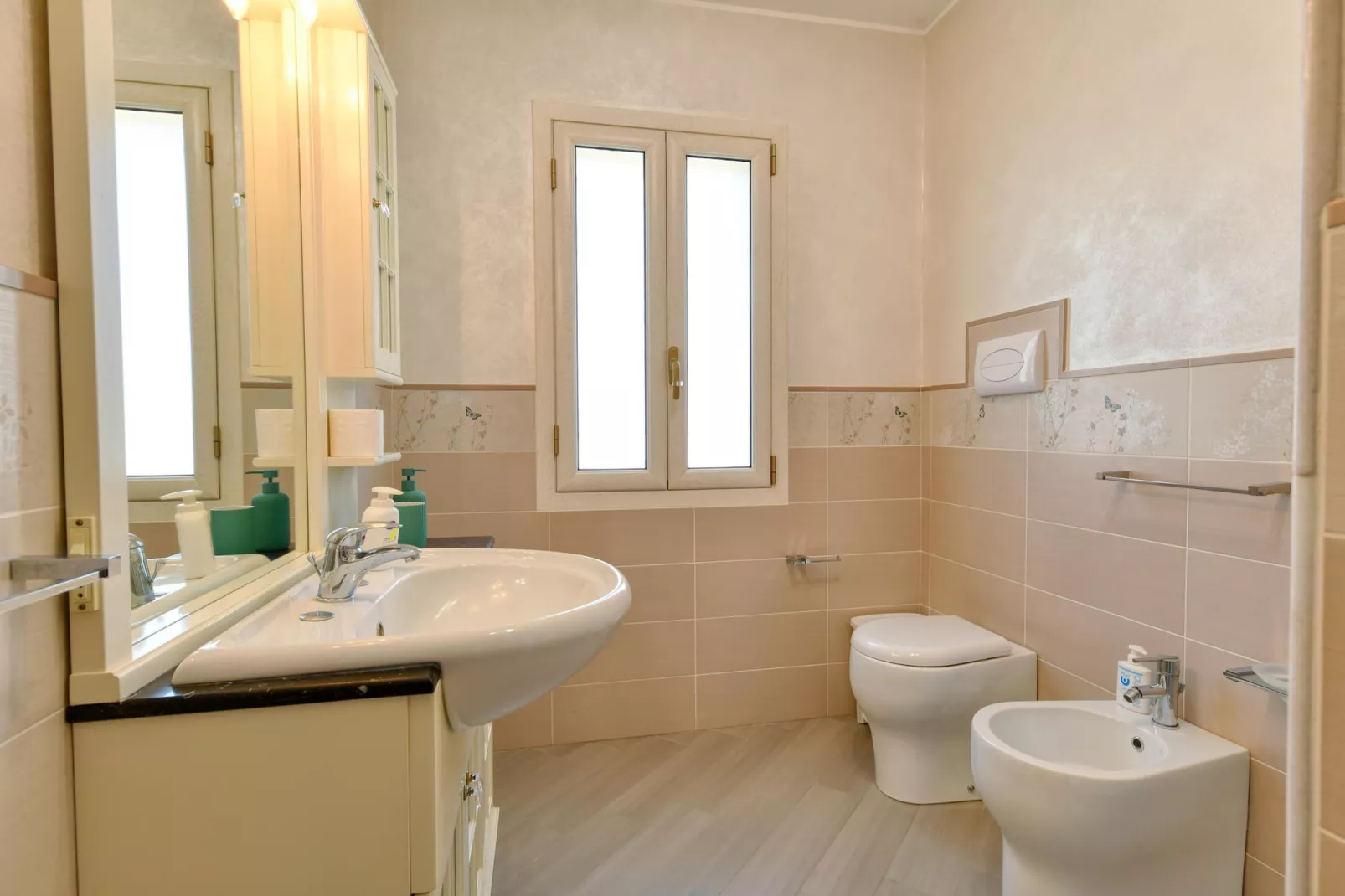 Villa Panorama mit Privatpool - Badkamer