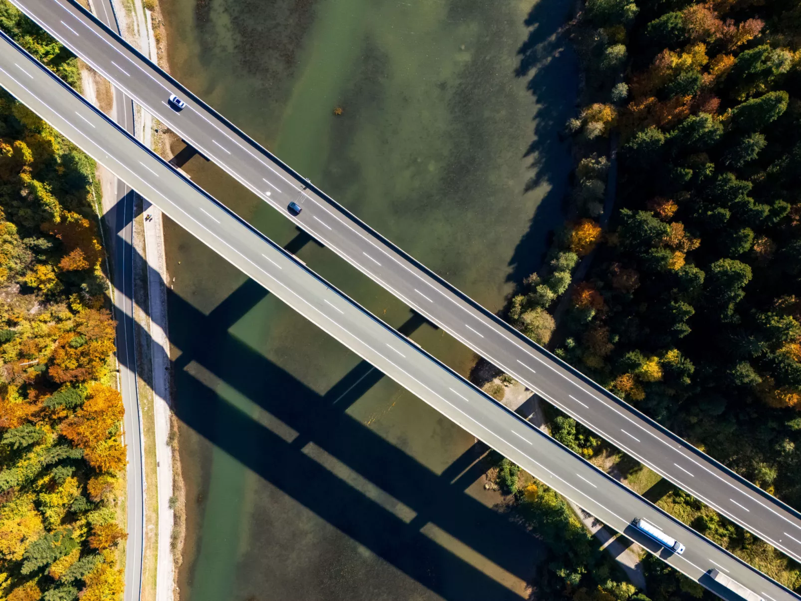 House Hillside Lodge - Buiten