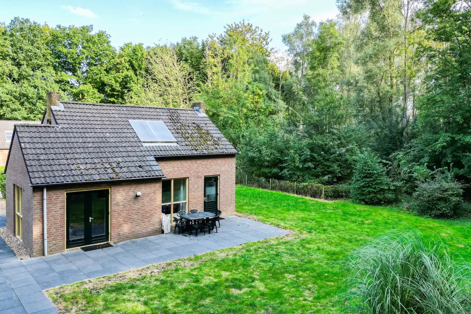 7 - Persoons Forest 217 Sauna Bungalow (copy) (copy) (copy) - Terrasbalkon