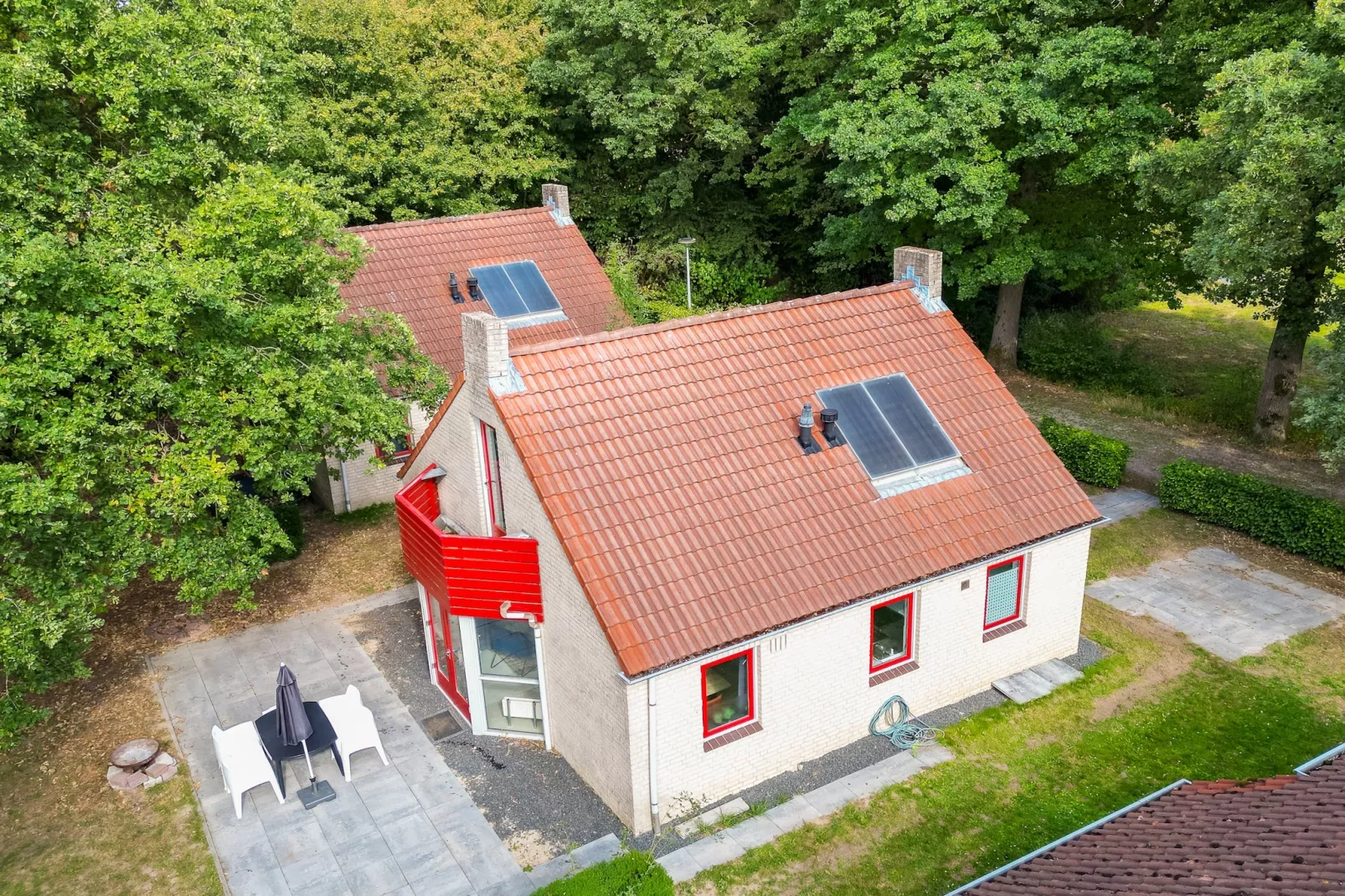 6 - Persons De Zingende Wilg (copy) (copy) (copy) - Buitenkant zomer