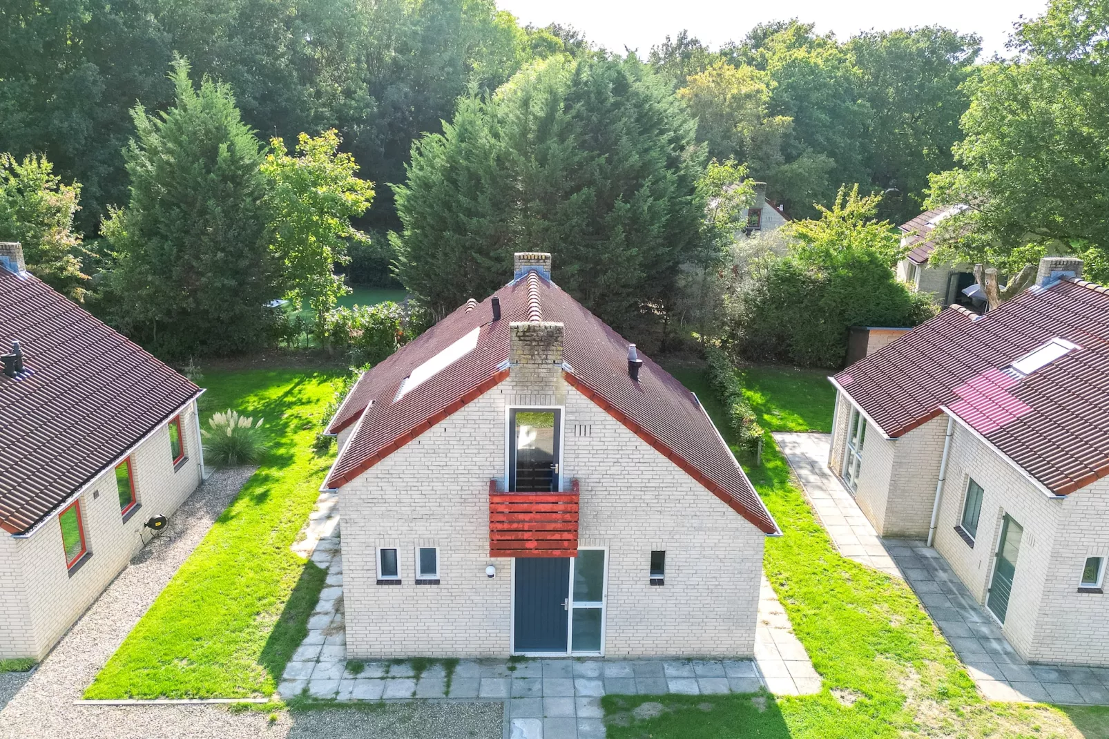 7 - Persoons Forest 217 Sauna Bungalow (copy) (copy) (copy) (copy) - Buitenkant zomer