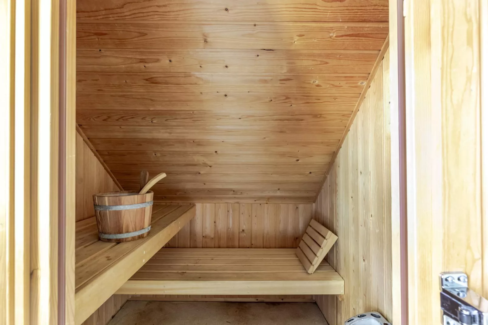 6 - Persons De Zingende Wilg (copy) (copy) - Sauna