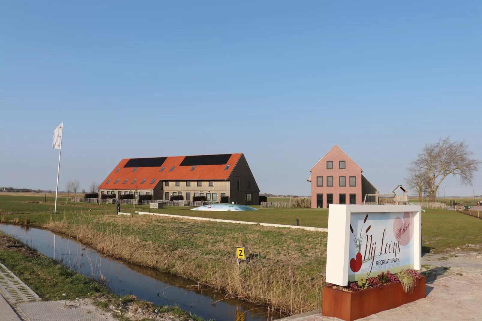 Moderne villa op het Friese platteland - Sfeer