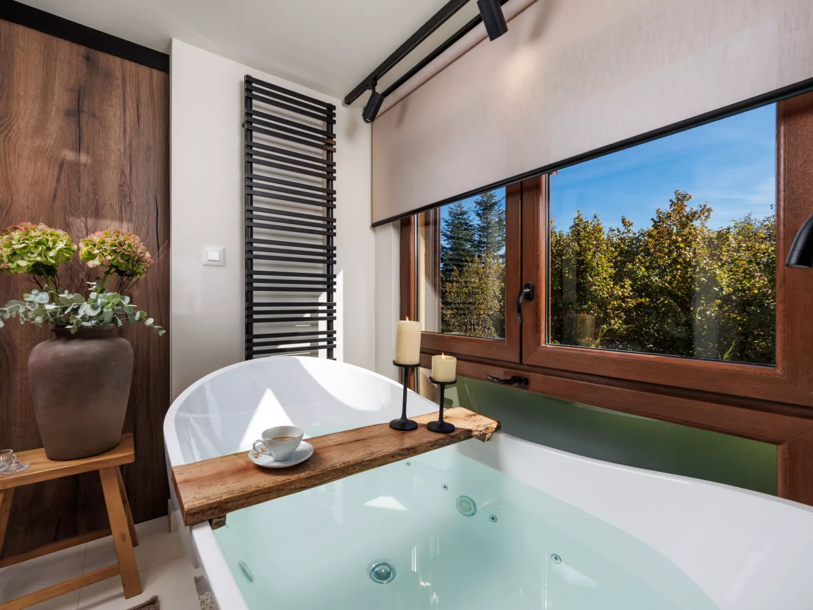 House Hillside Lodge - Binnen