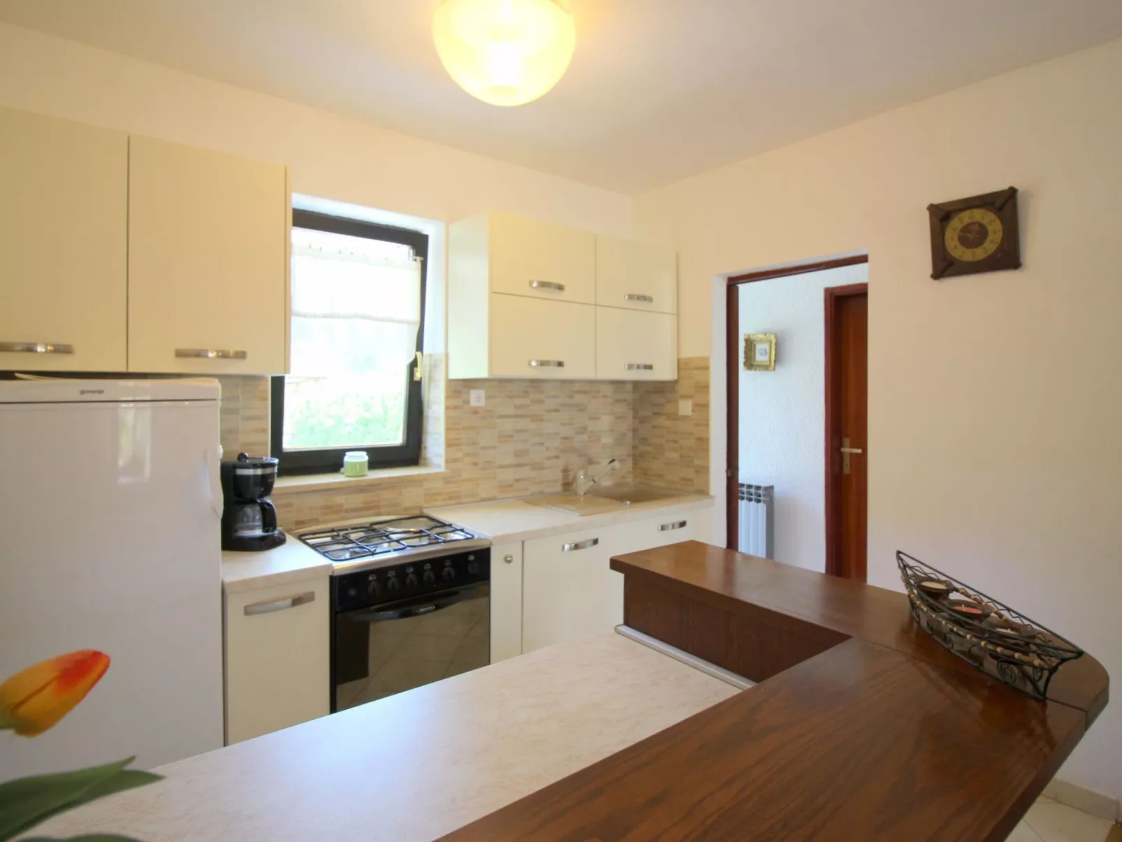 Pinia in Strandnähe  mit Garten