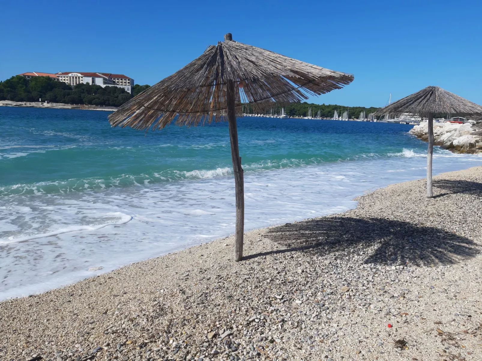 Große Wohnung in Pješčana Uvala mit Eigenem Balk - Image-tags.info