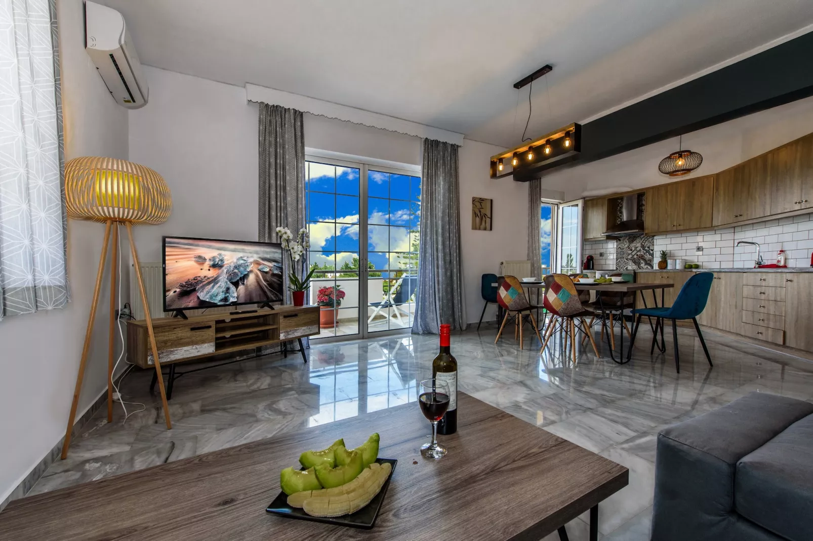 Spyros Villa Apartment 2 - Woonkamer
