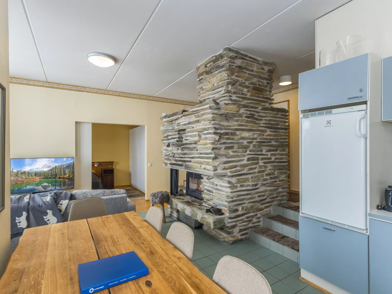 Rukatunturintie 8 g2 - Binnen