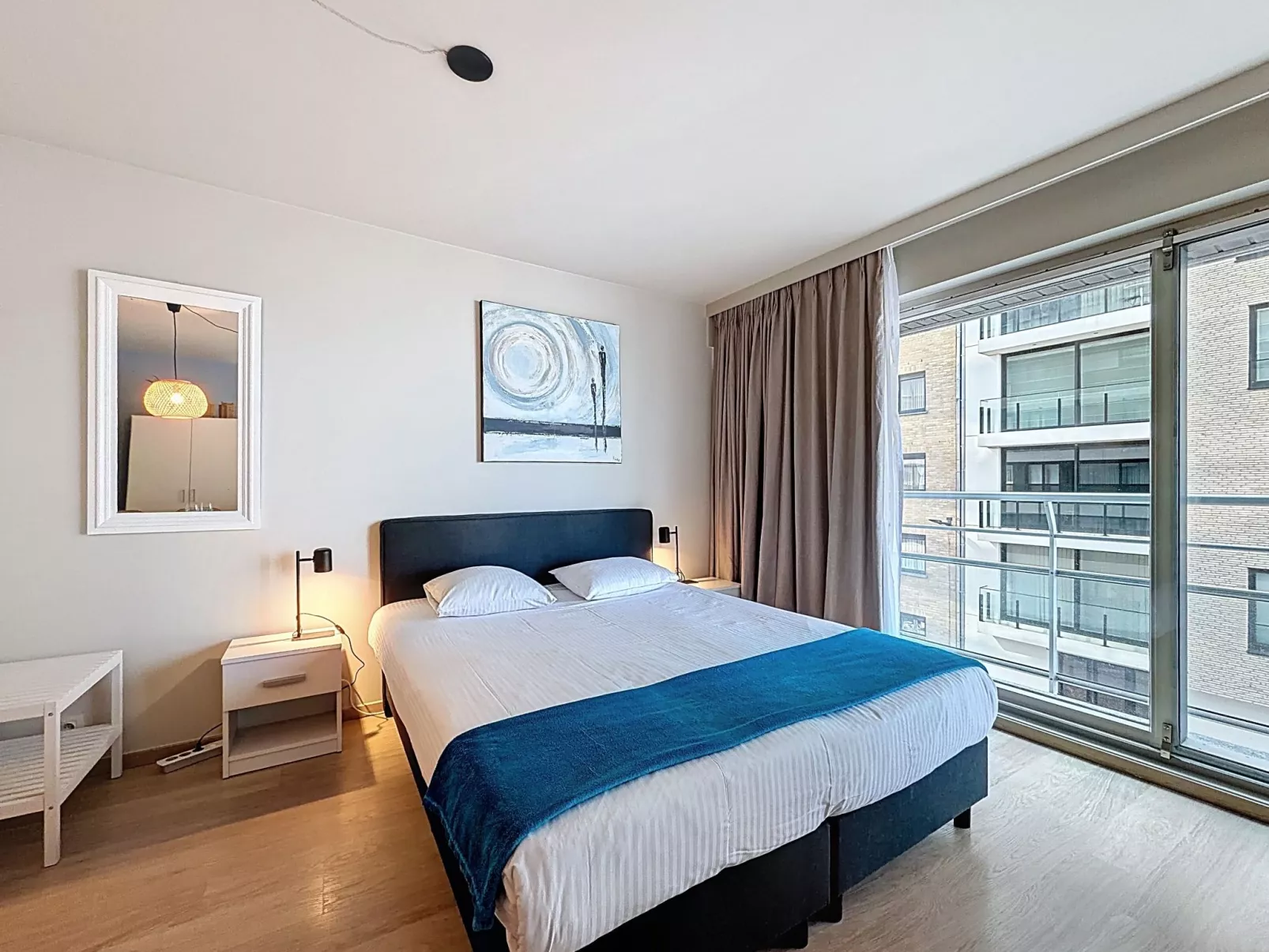 Blue Sand I with lateral sea view - Binnen