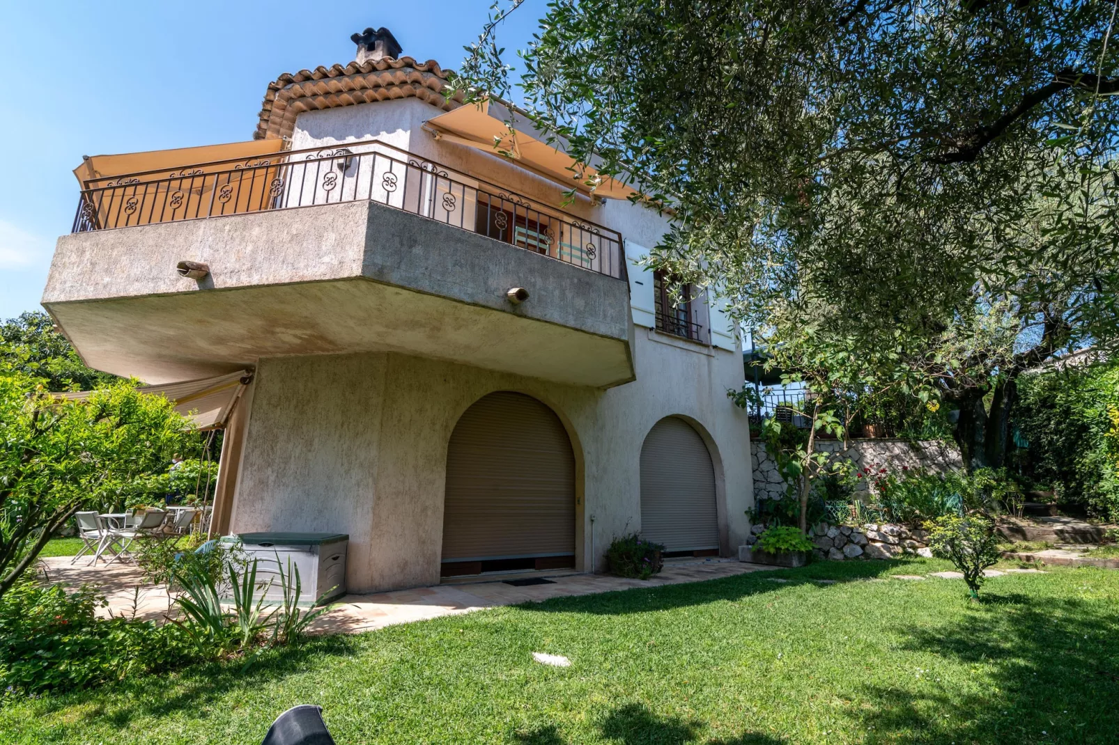 Oasis d'amon - Buitenkant zomer