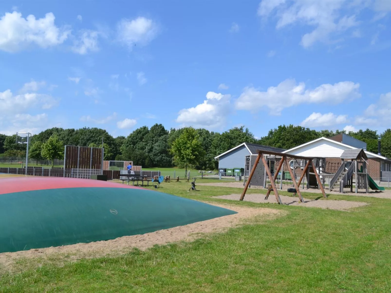 "Biergh" - 30km from the sea - Binnen